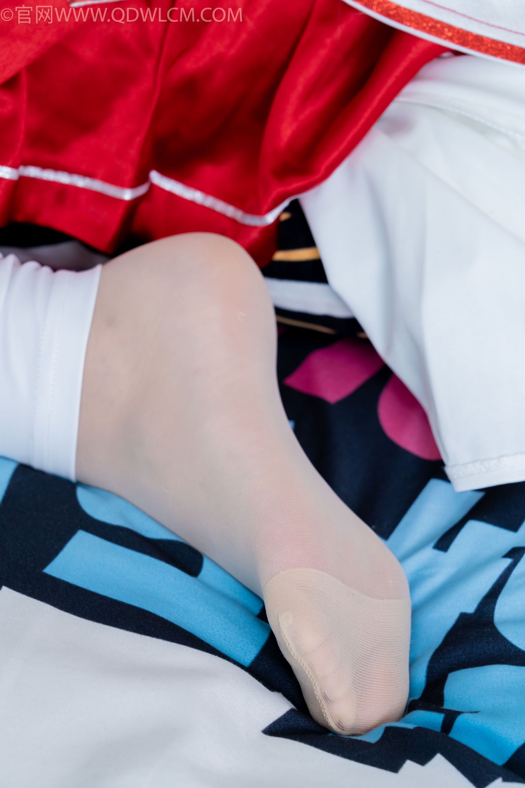 物恋传媒 No.2340 泡泡 - cos亚丝娜、长靴、袜套、薄肉丝/(156P)