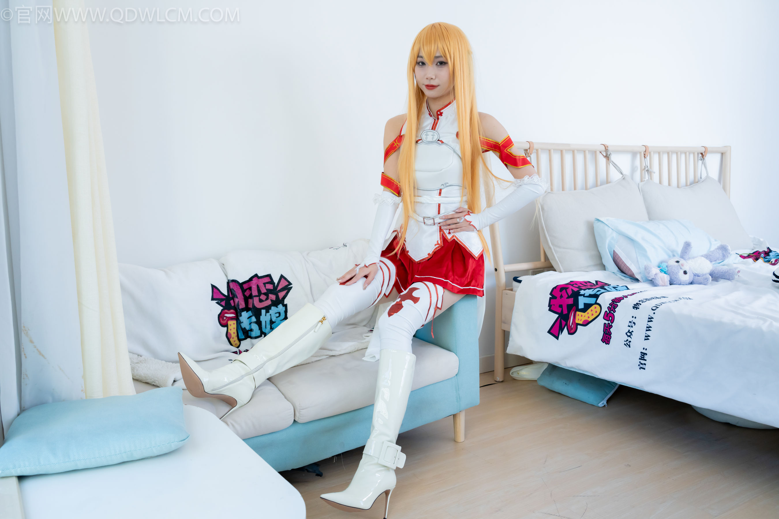 物恋传媒 No.2340 泡泡 - cos亚丝娜、长靴、袜套、薄肉丝/(156P)