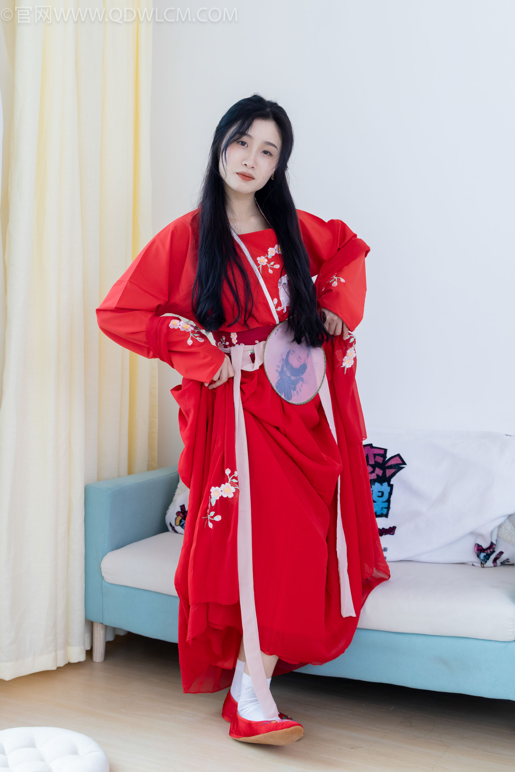 物恋传媒 No.2328 绒绒 - 汉服、布鞋、白棉袜、红色船袜/(174P)