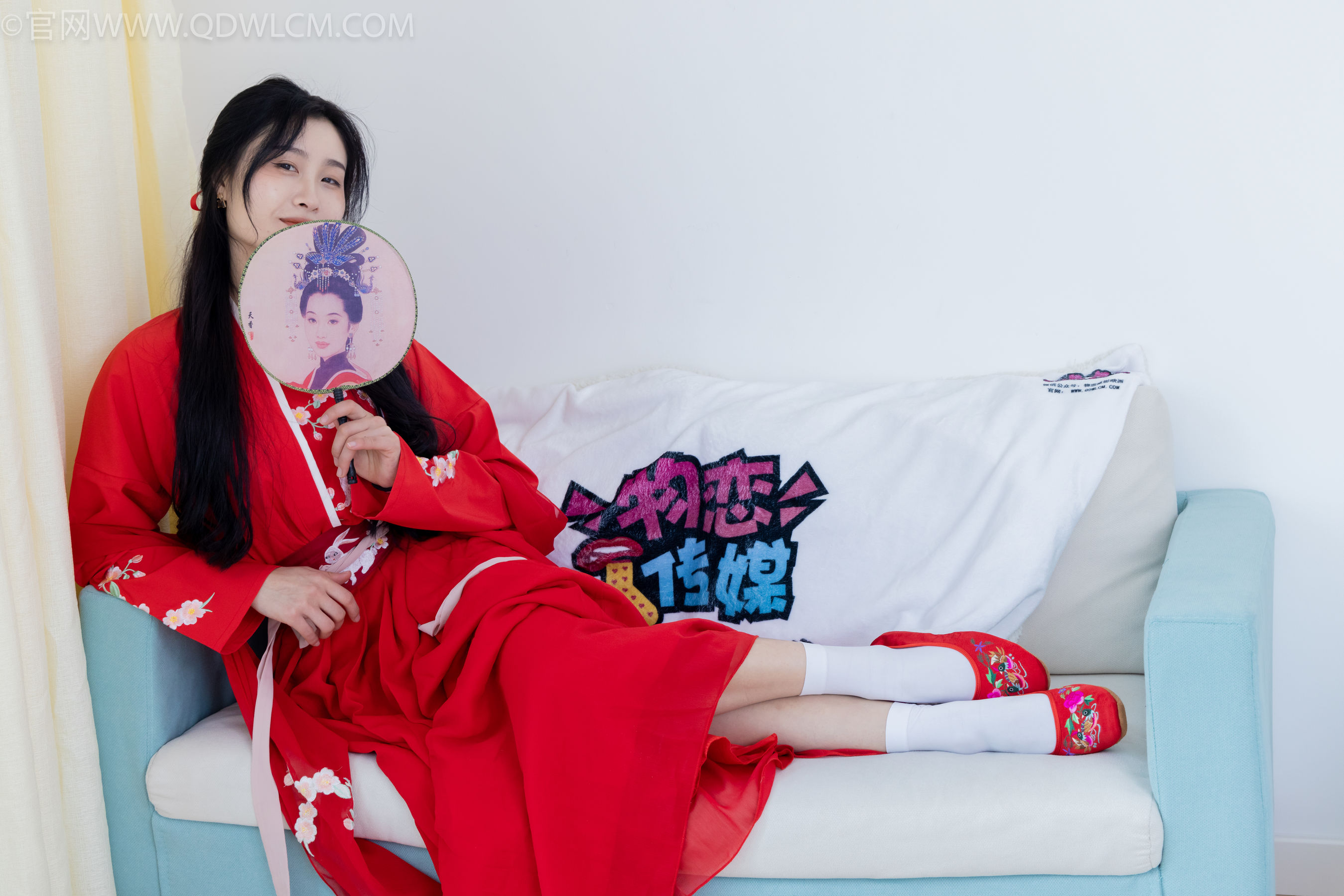 物恋传媒 No.2328 绒绒 - 汉服、布鞋、白棉袜、红色船袜/(174P)