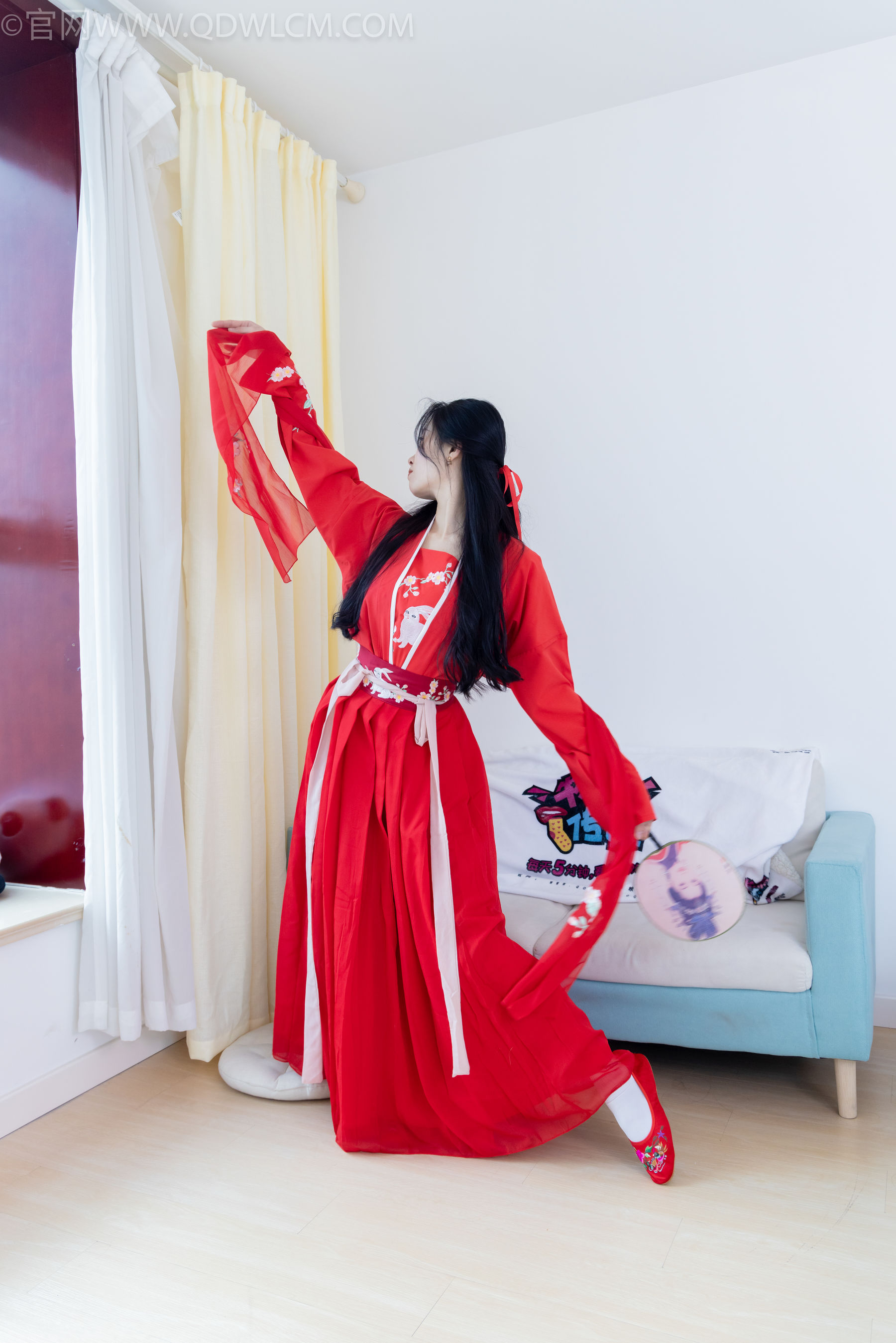 物恋传媒 No.2328 绒绒 - 汉服、布鞋、白棉袜、红色船袜/(174P)