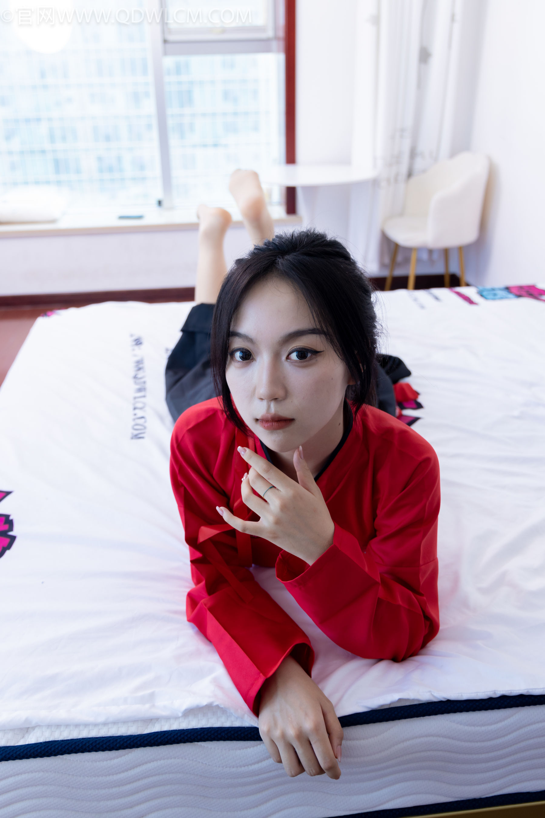 物恋传媒 No.2330 纱纱 - 汉服、皮鞋、白棉袜、薄肉丝/(219P)