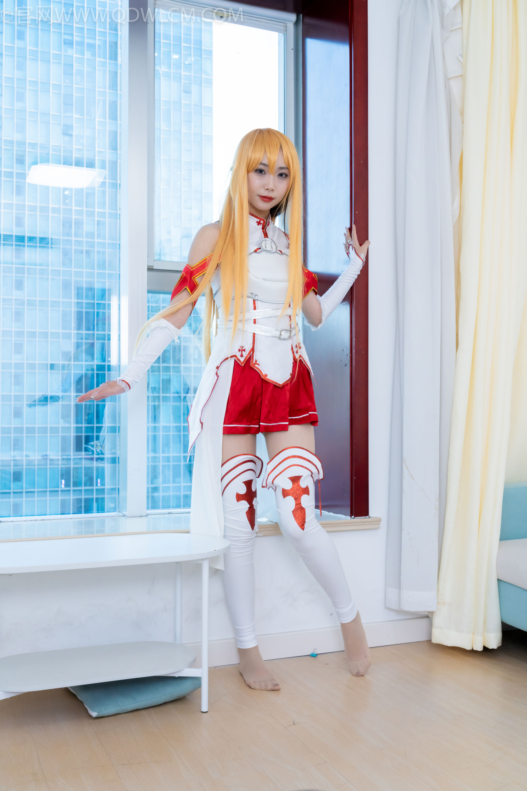 物恋传媒 No.2340 泡泡 - cos亚丝娜、长靴、袜套、薄肉丝/(156P)