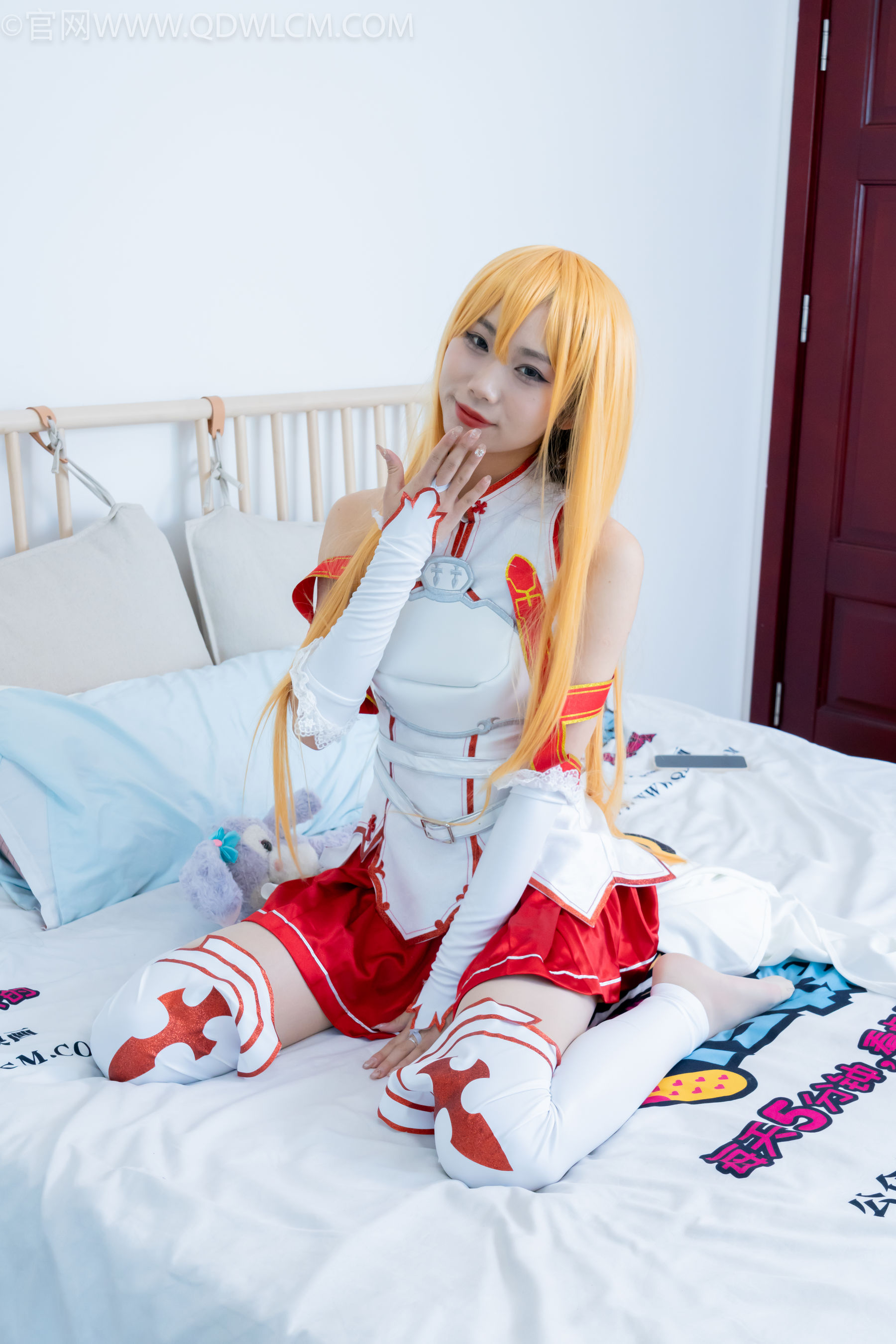 物恋传媒 No.2340 泡泡 - cos亚丝娜、长靴、袜套、薄肉丝/(156P)