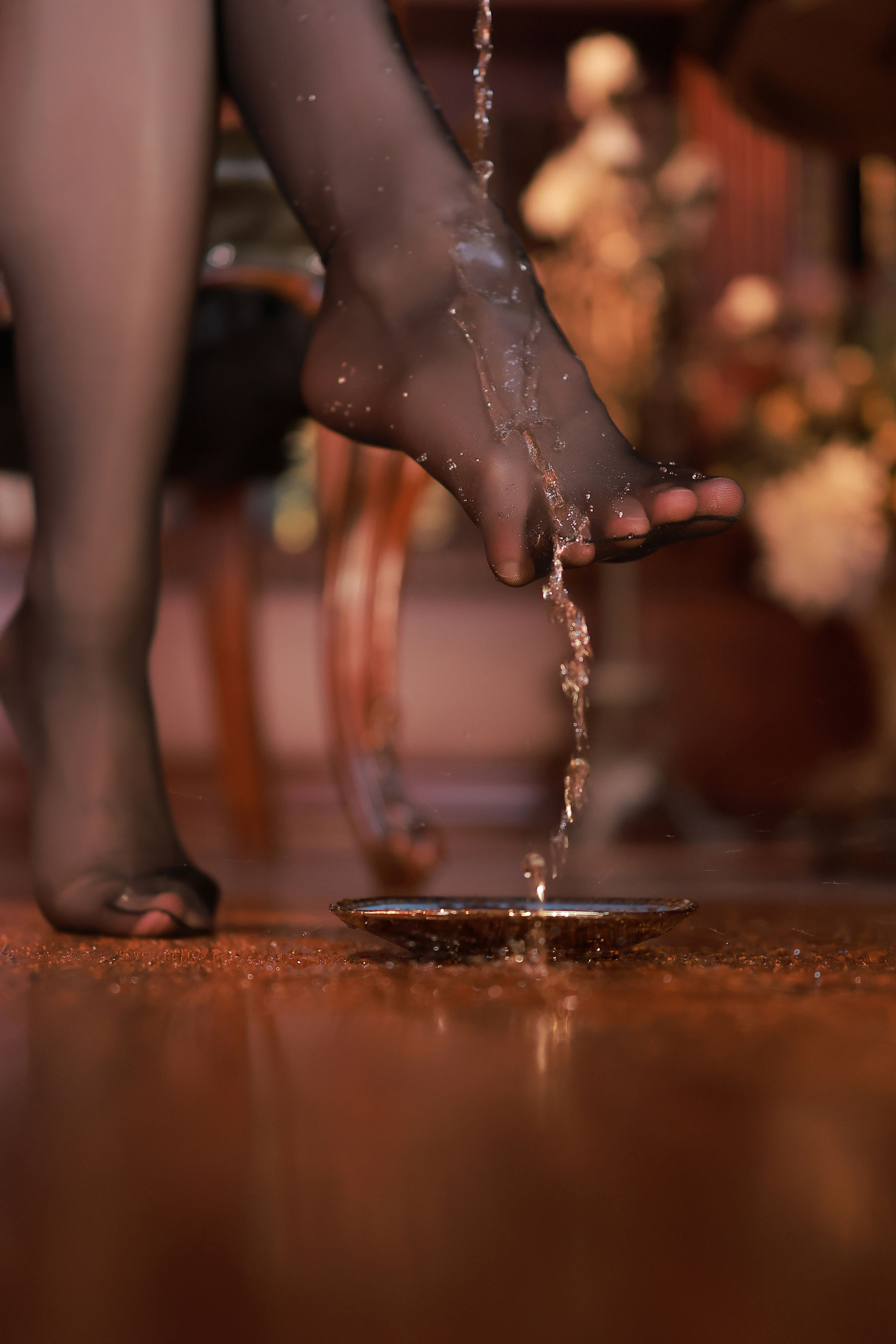 动漫博主水淼aqua - 原神 ナヴィア Navia/(56P)