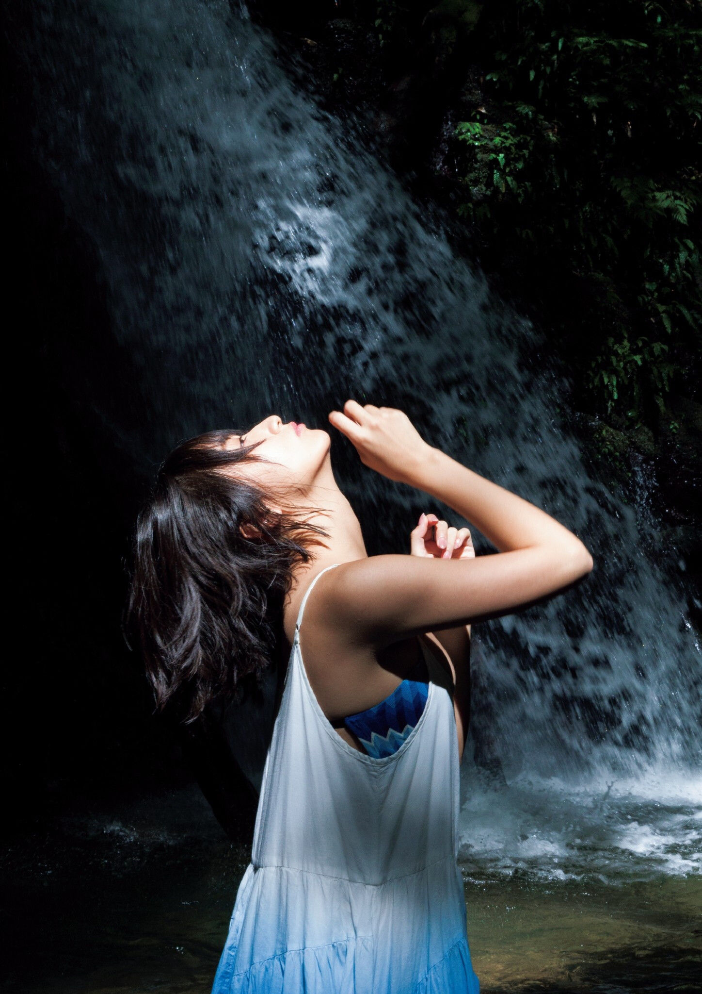 水野瞳 - AKIRA/(143P)