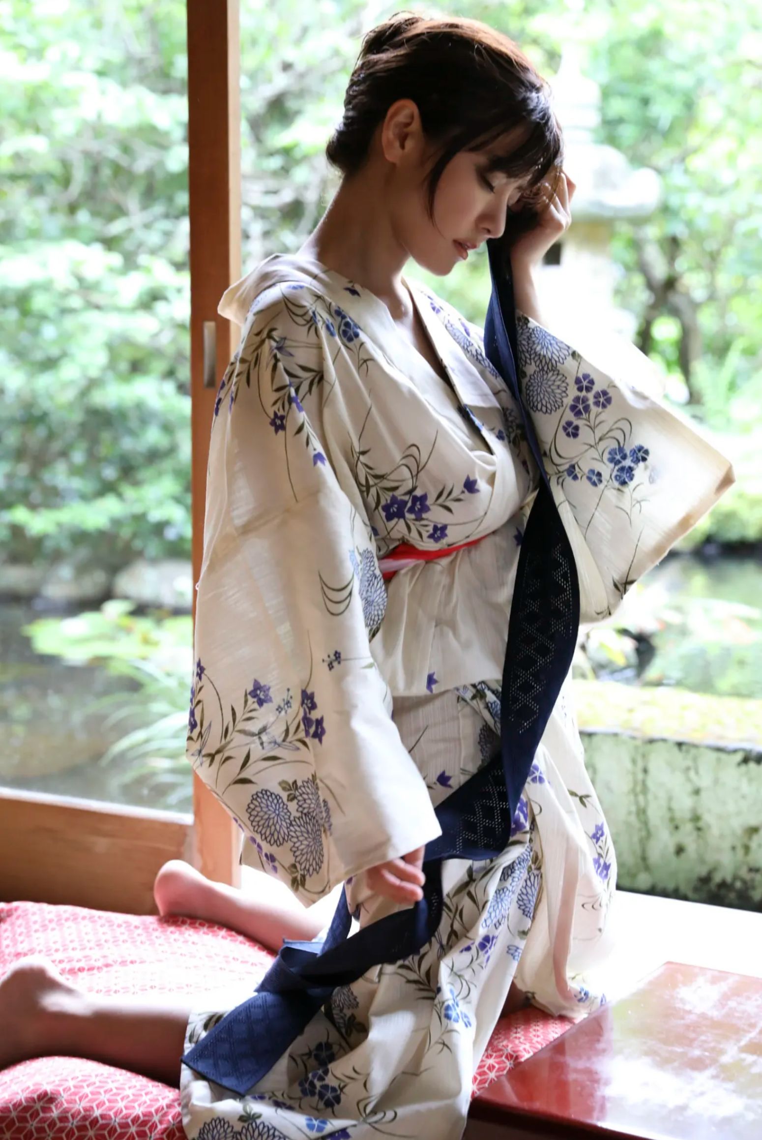 花井美理 - 解禁 Ｈカップ裸身 vol.2/(61P)