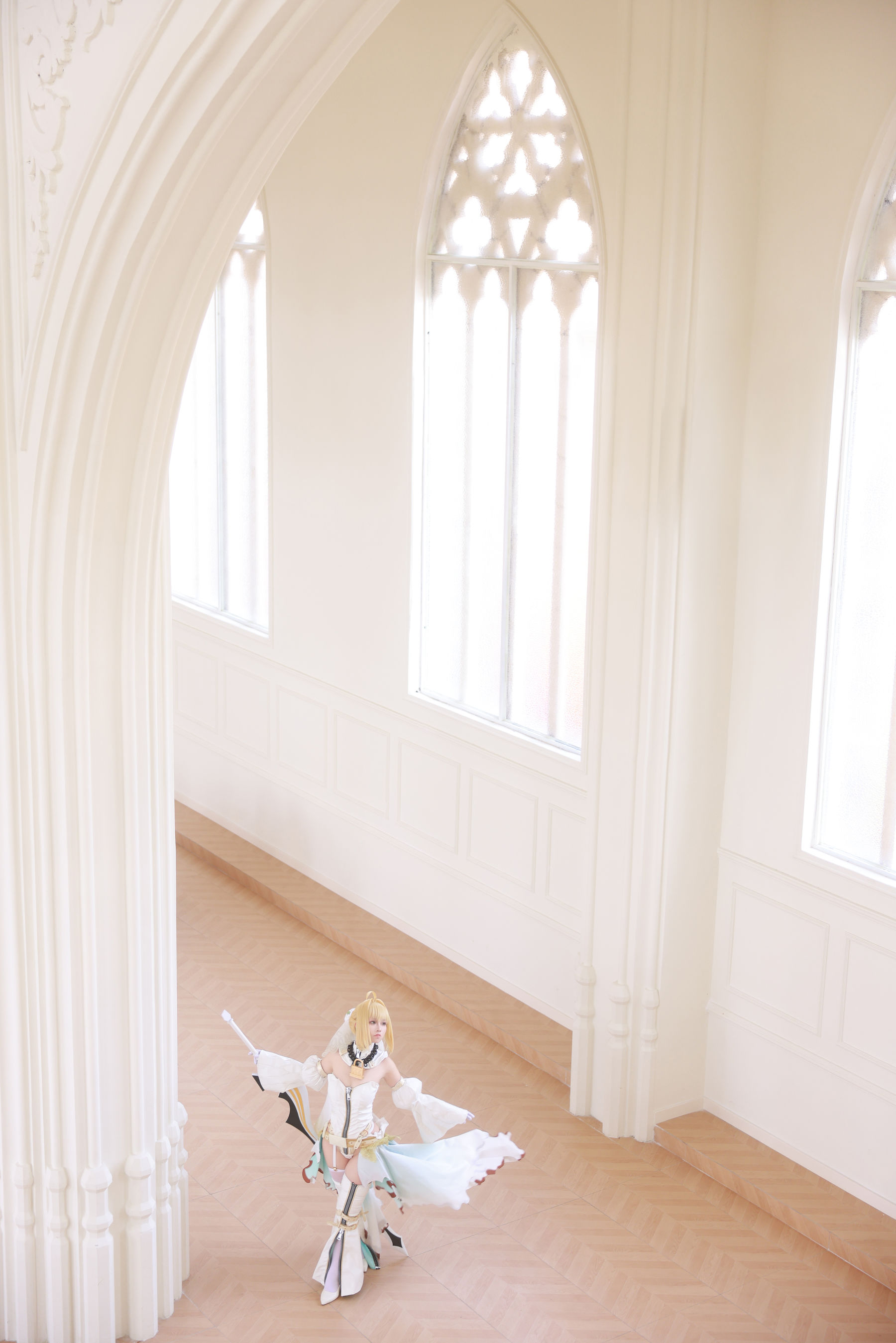 动漫博主G44不会受伤 - 尼禄花嫁/(43P)