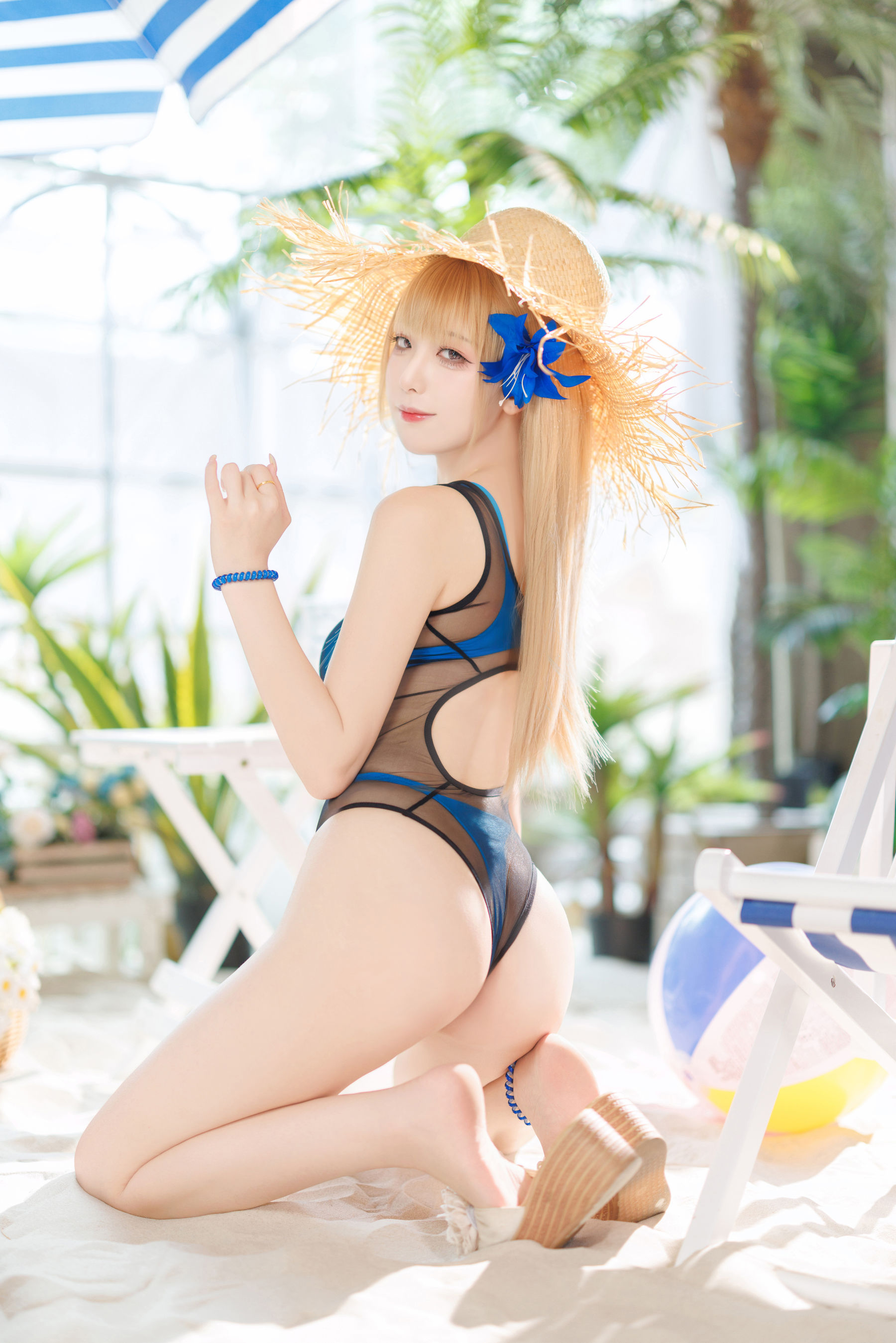 动漫博主封疆疆v - 热带缤纷 蓝莓 火龙果竞泳/(40P)