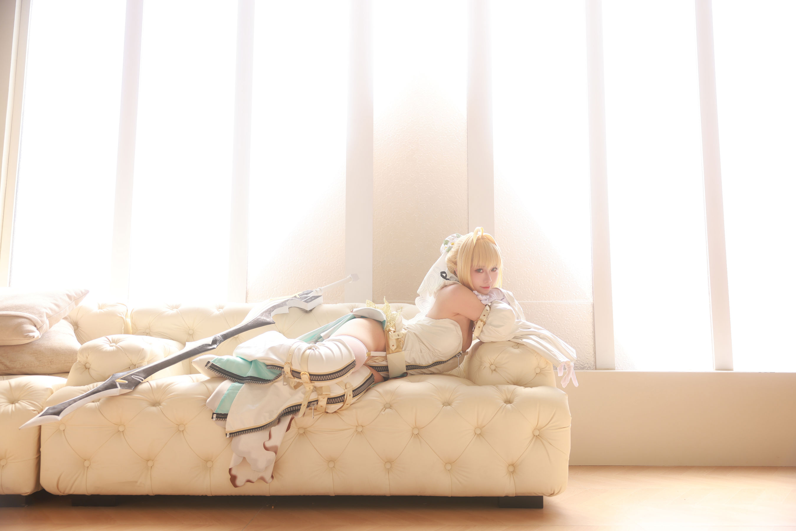 动漫博主G44不会受伤 - 尼禄花嫁/(43P)