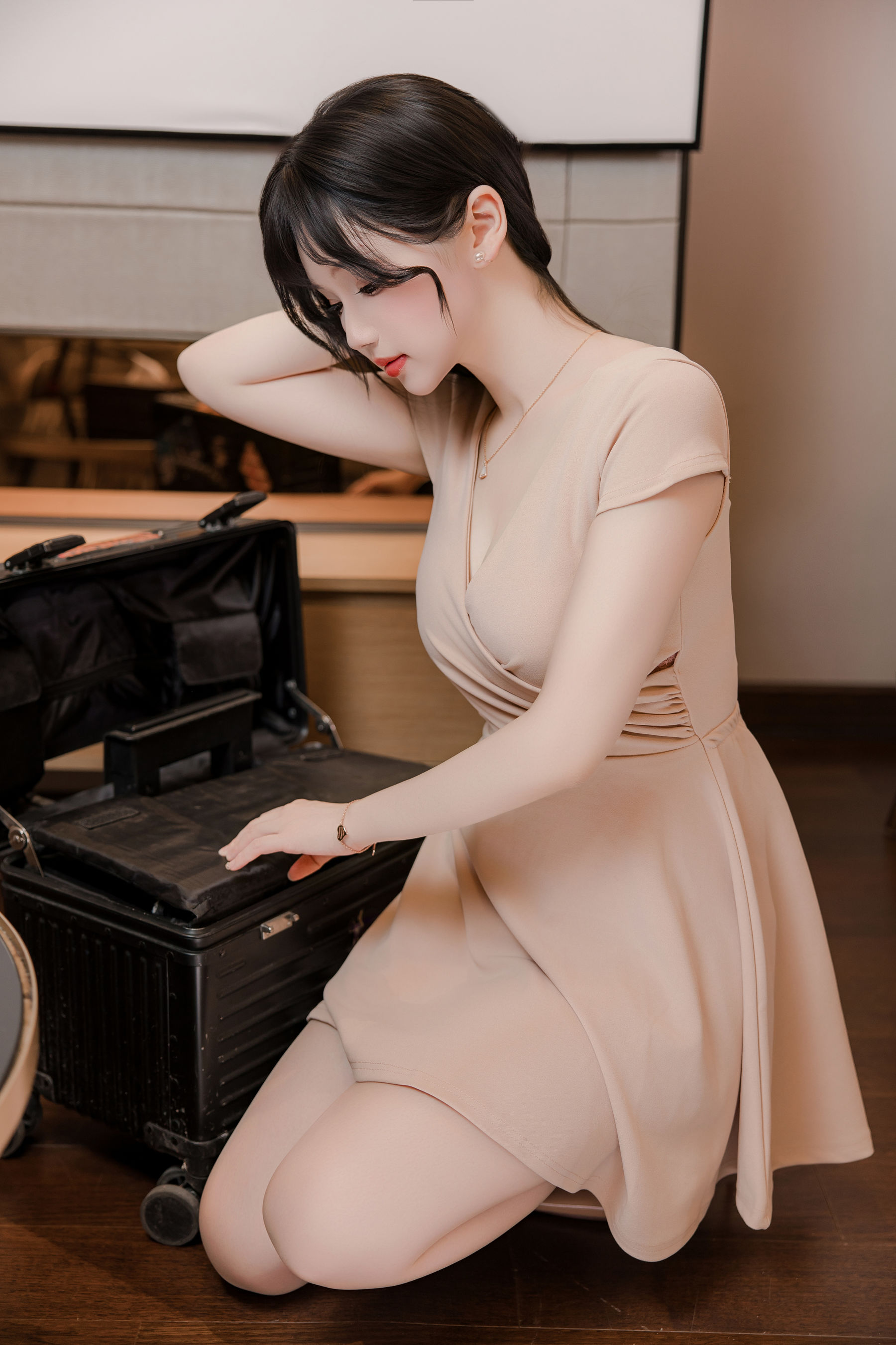 动漫博主雪晴Astra - 洗浴店/(75P)