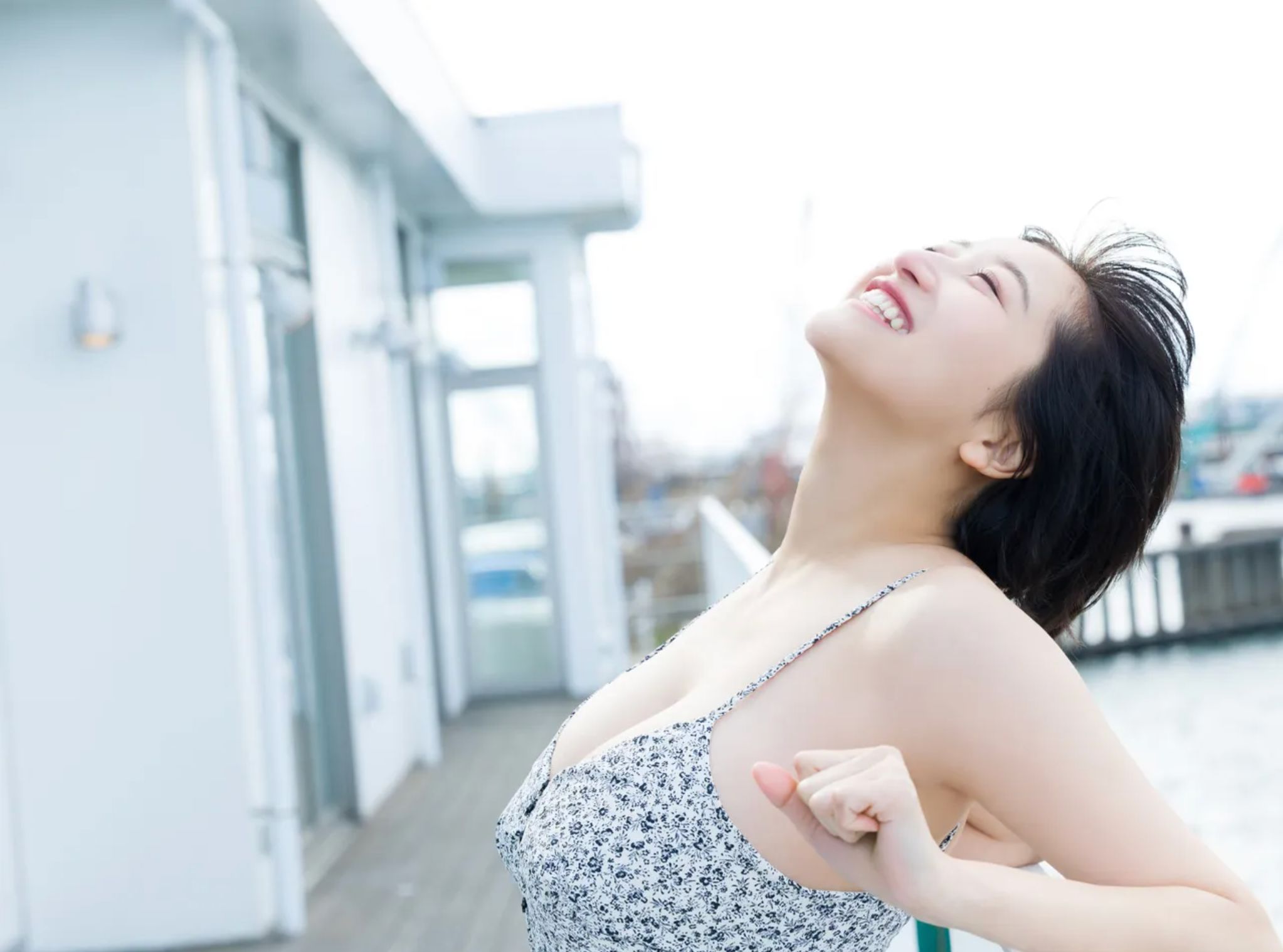 榎原依那 - ファースト インパクト/(49P)