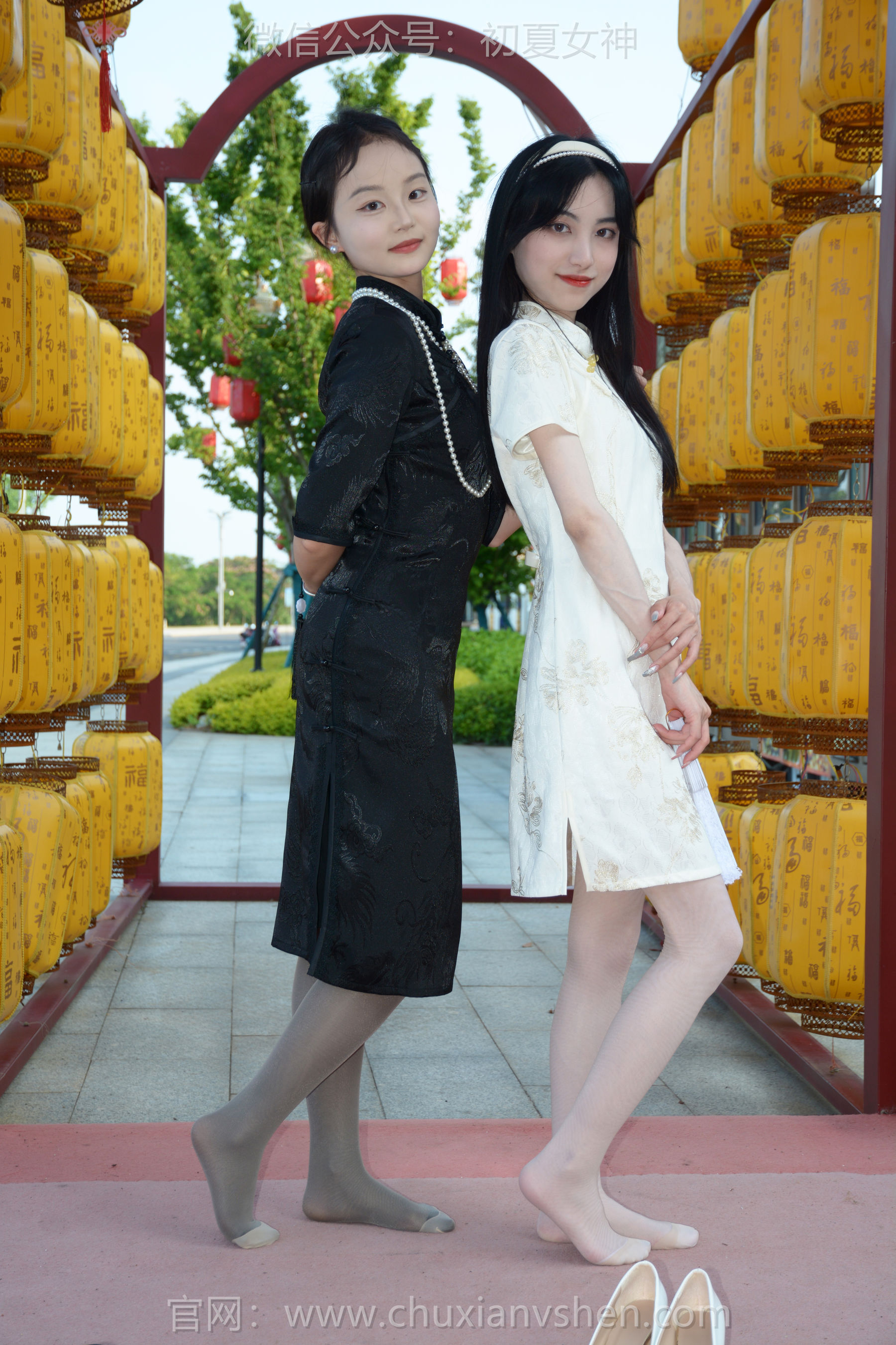 初夏女神 No.279 柒柒&双双 黑白旗袍/(140P)