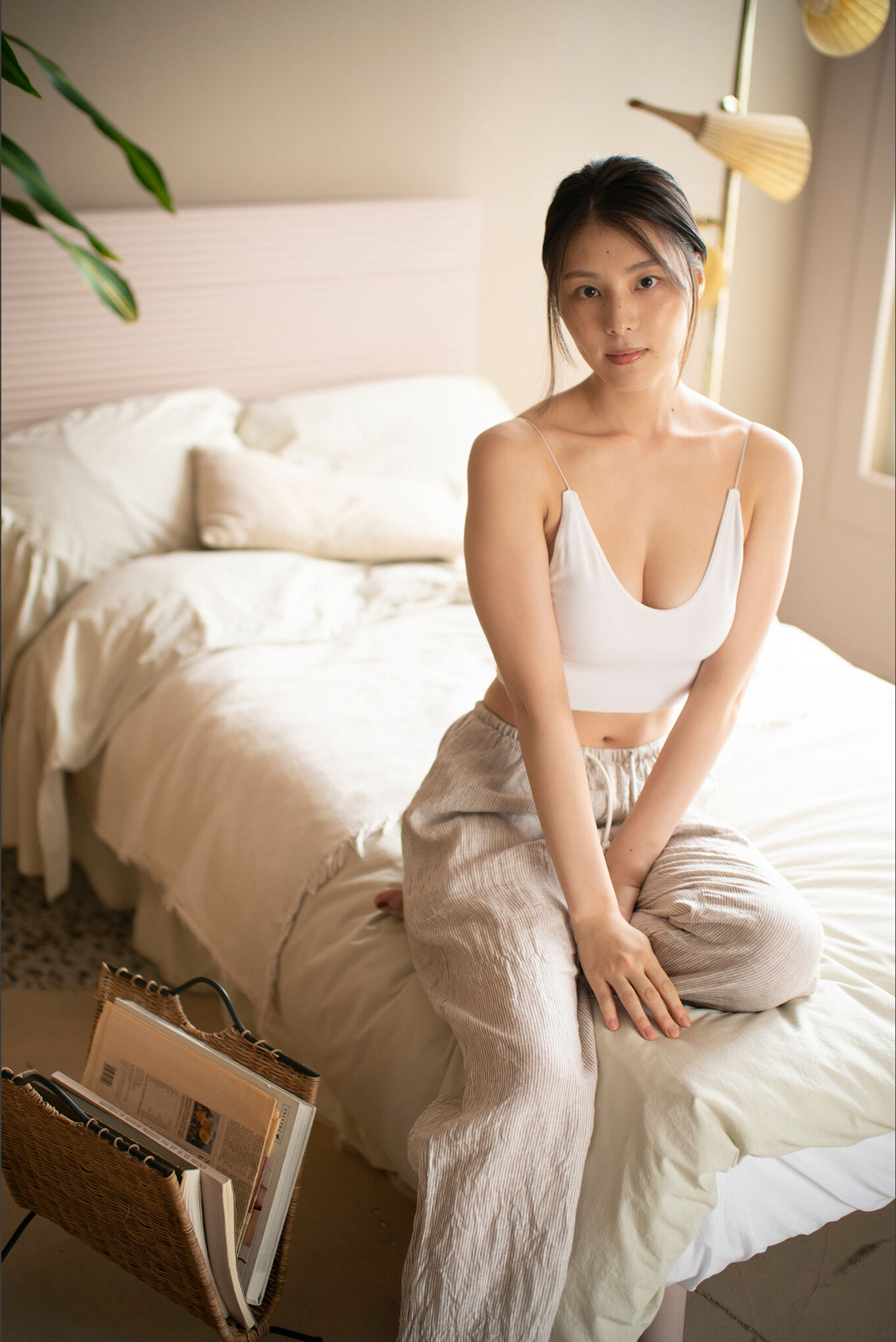 相楽伊織 - 彼女は美バスト/(85P)