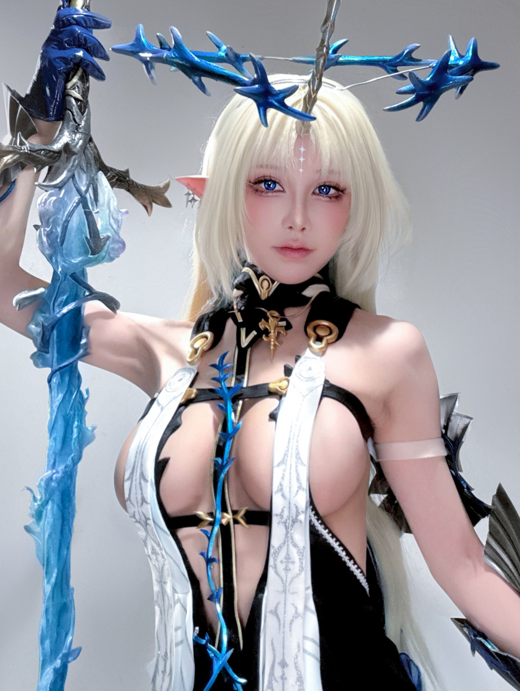 动漫博主水淼aqua - 芙露德莉斯 Fleurdelys 自拍/(24P)