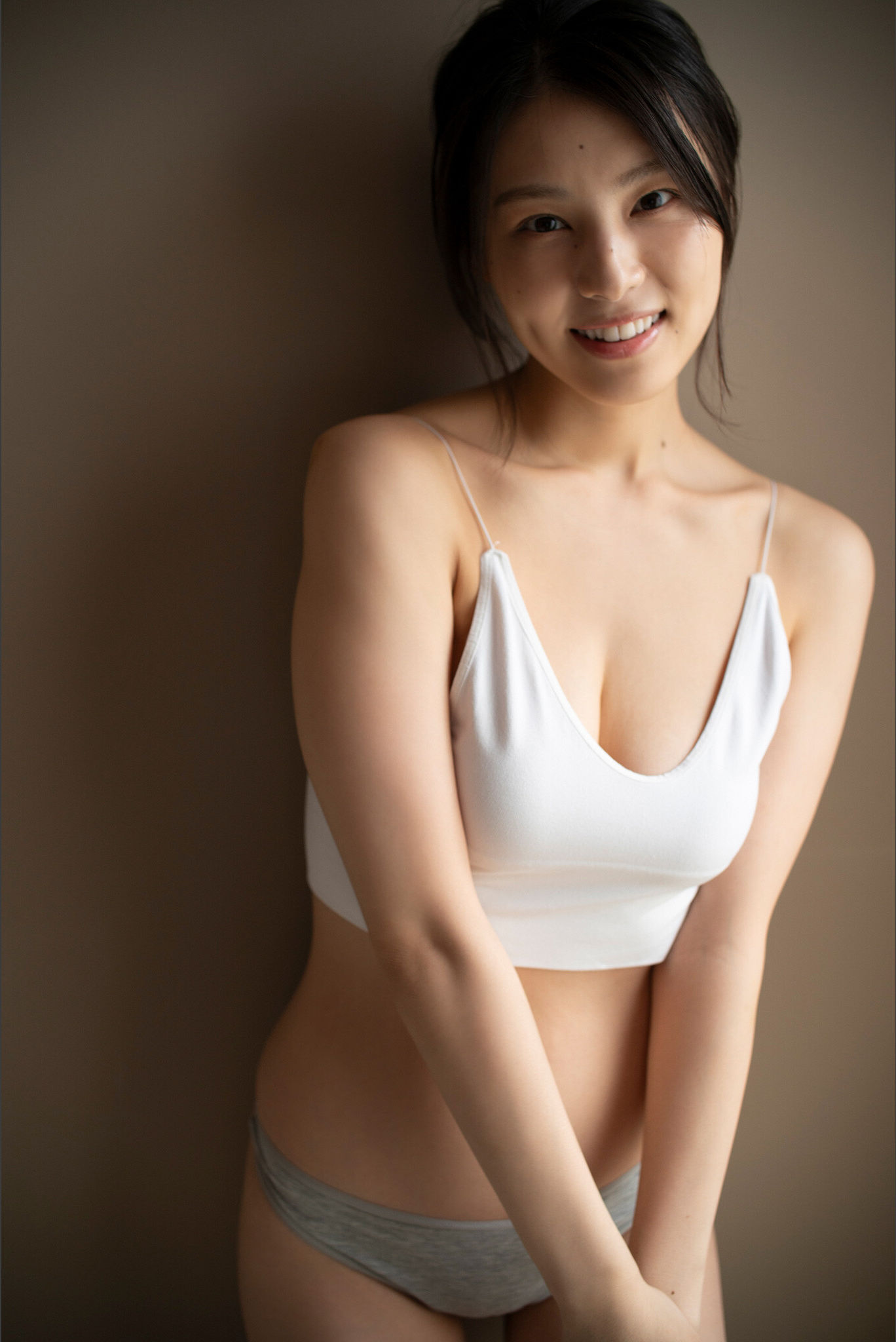 相楽伊織 - 彼女は美バスト/(85P)