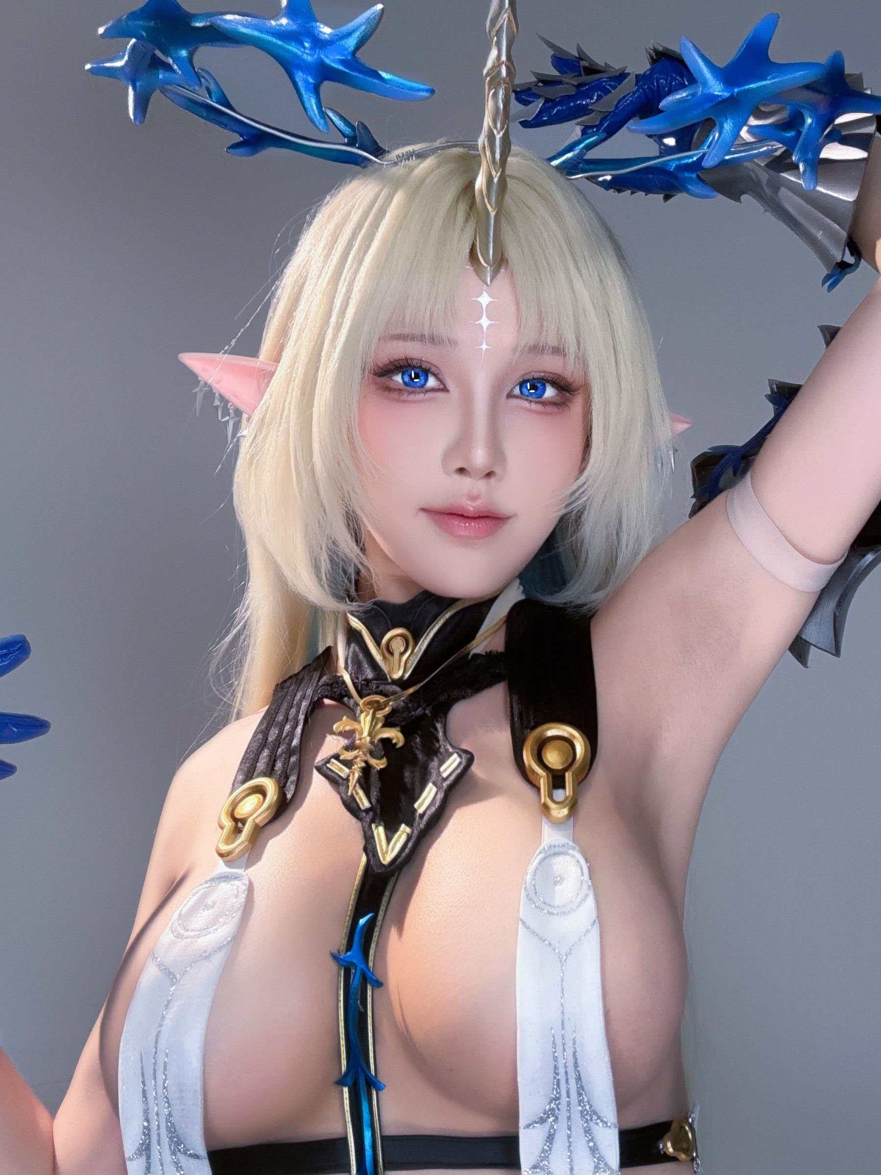 动漫博主水淼aqua - 芙露德莉斯 Fleurdelys 自拍/(24P)