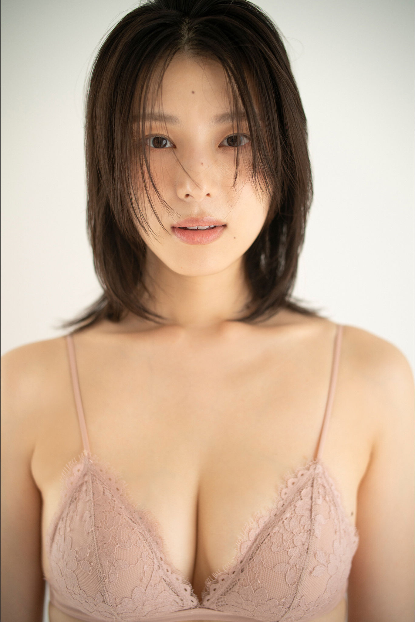 相楽伊織 - 彼女は美バスト/(85P)