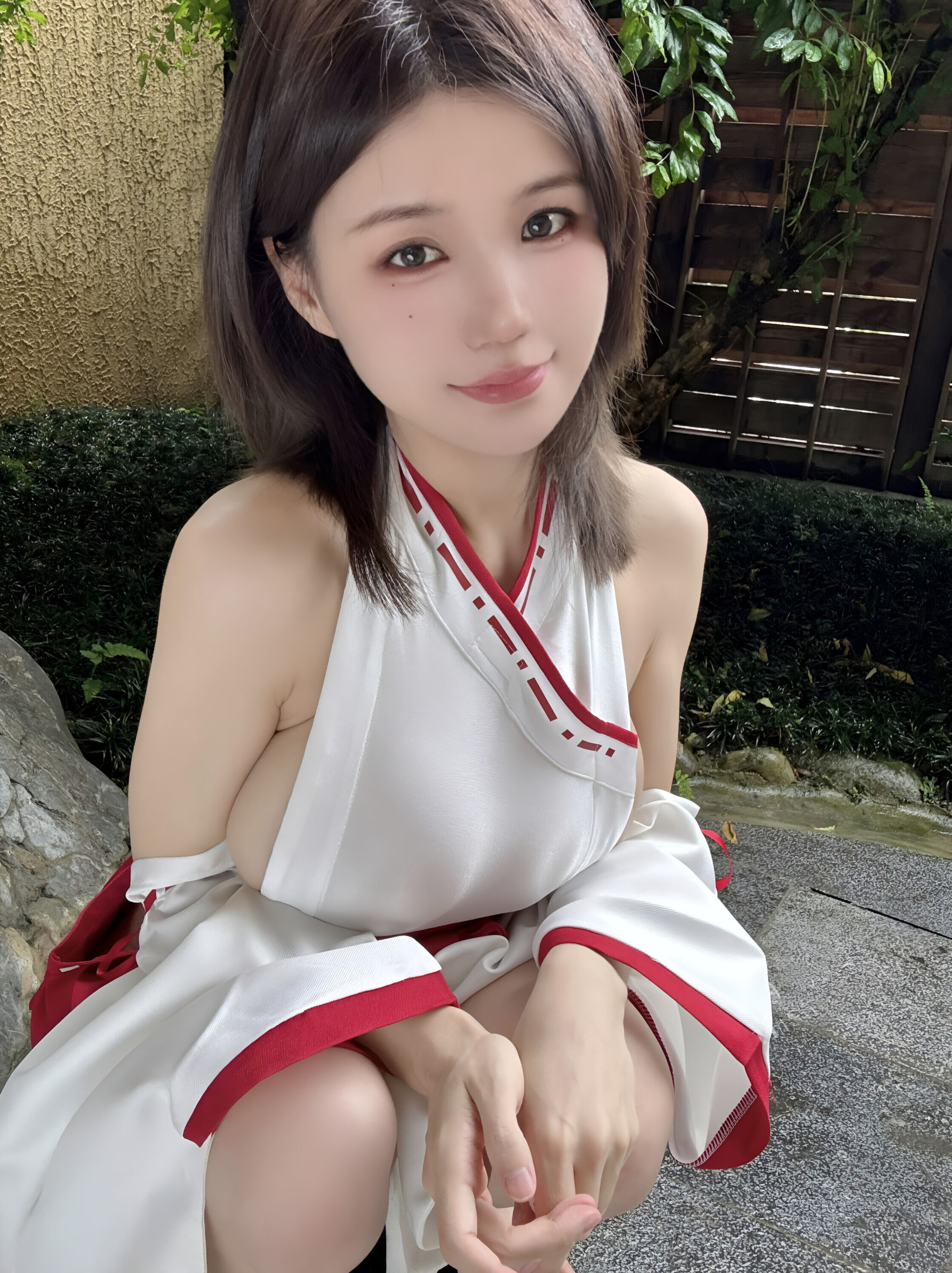 动漫博主小仓千代w - 2025年06月fantia写真/(121P)