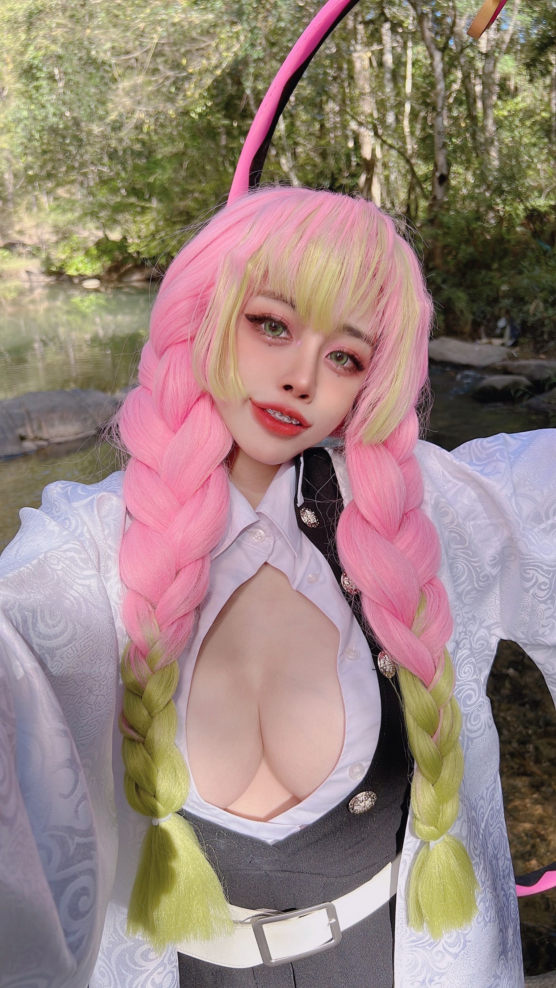 日本性感萝莉Byoru - Mitsuri Kanroji (Kimetsu no Yaiba) Bikini/(59P)