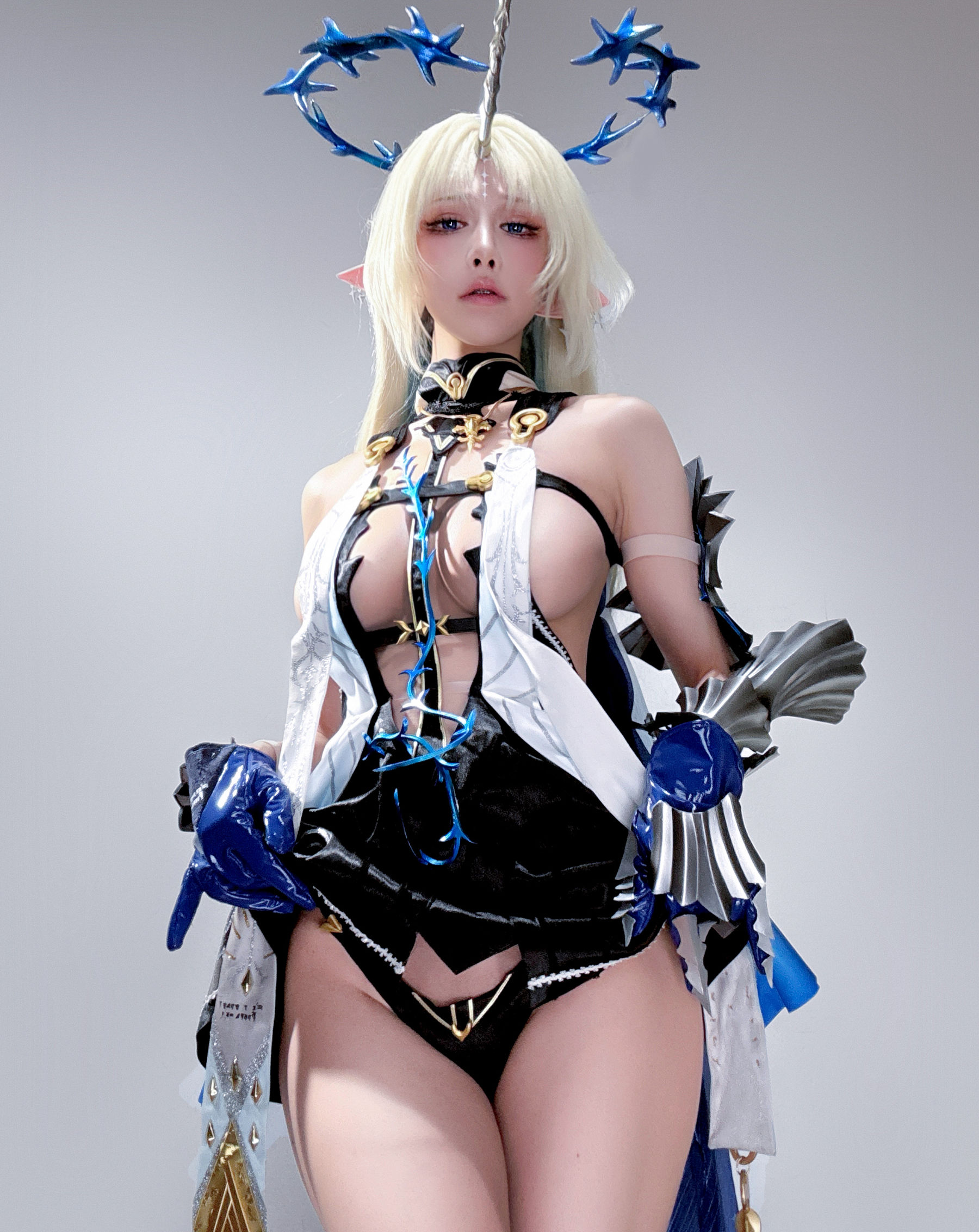 动漫博主水淼aqua - 芙露德莉斯 Fleurdelys 自拍/(24P)