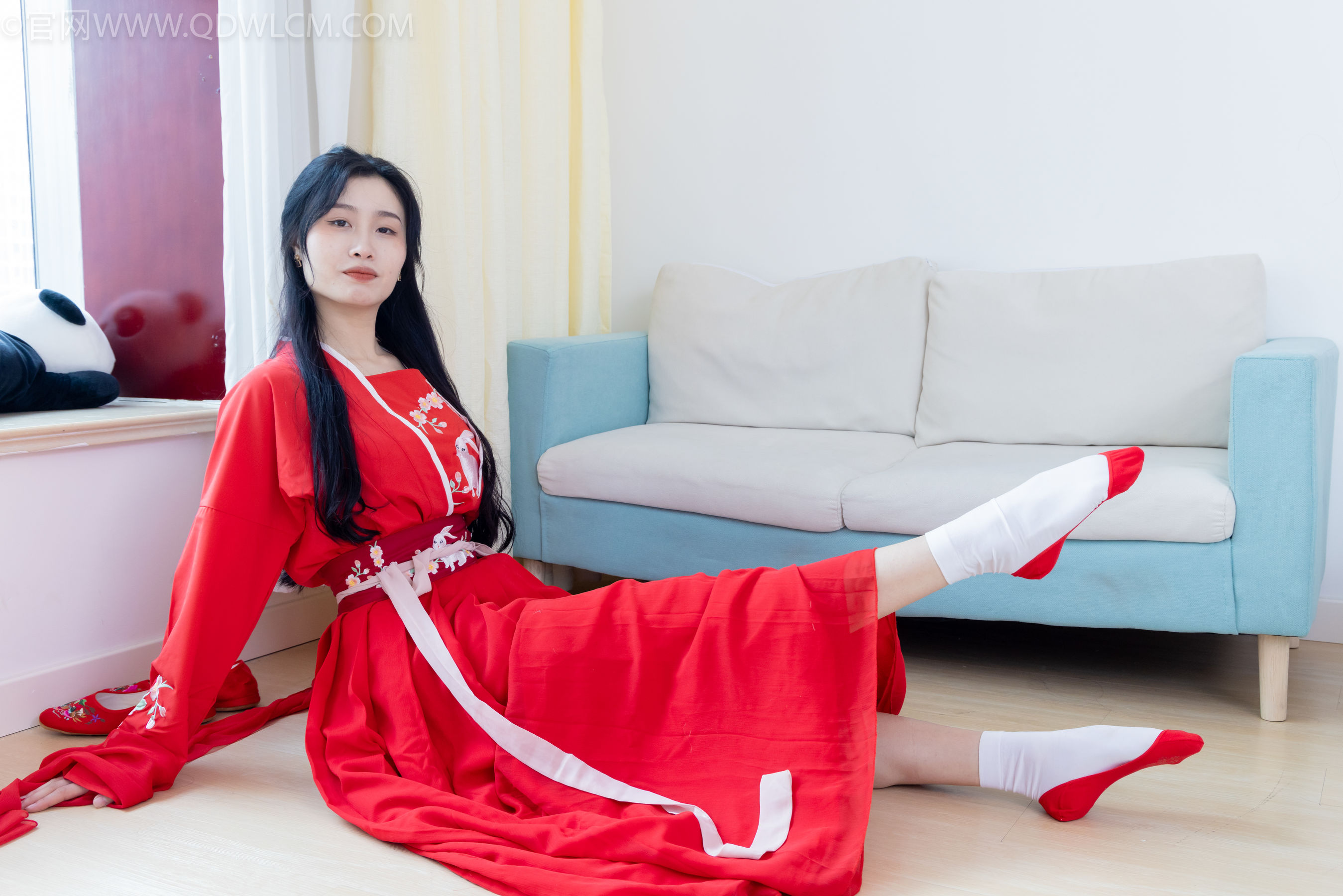 物恋传媒 No.2328 绒绒 - 汉服、布鞋、白棉袜、红色船袜/(174P)