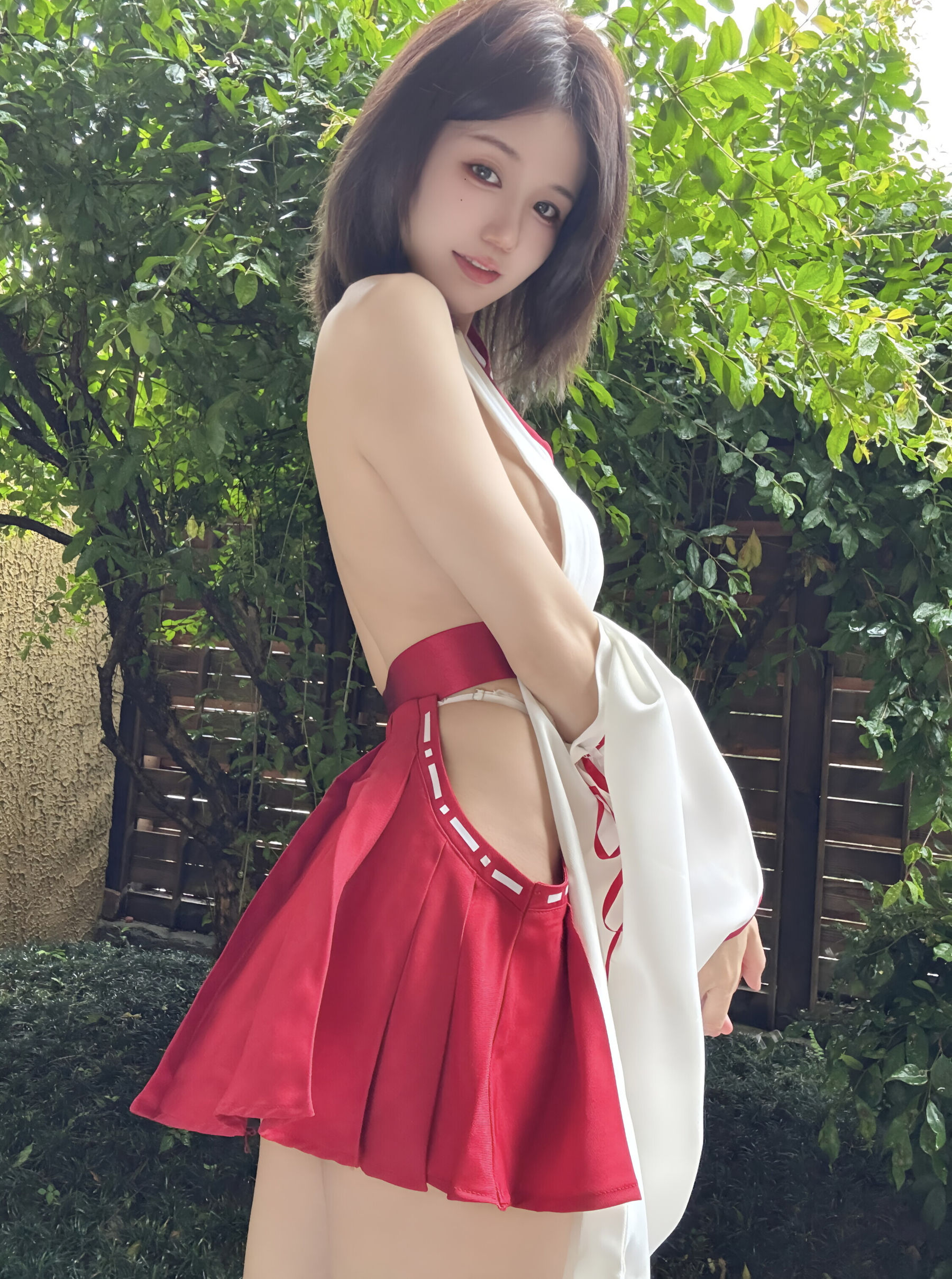 动漫博主小仓千代w - 2025年06月fantia写真/(121P)