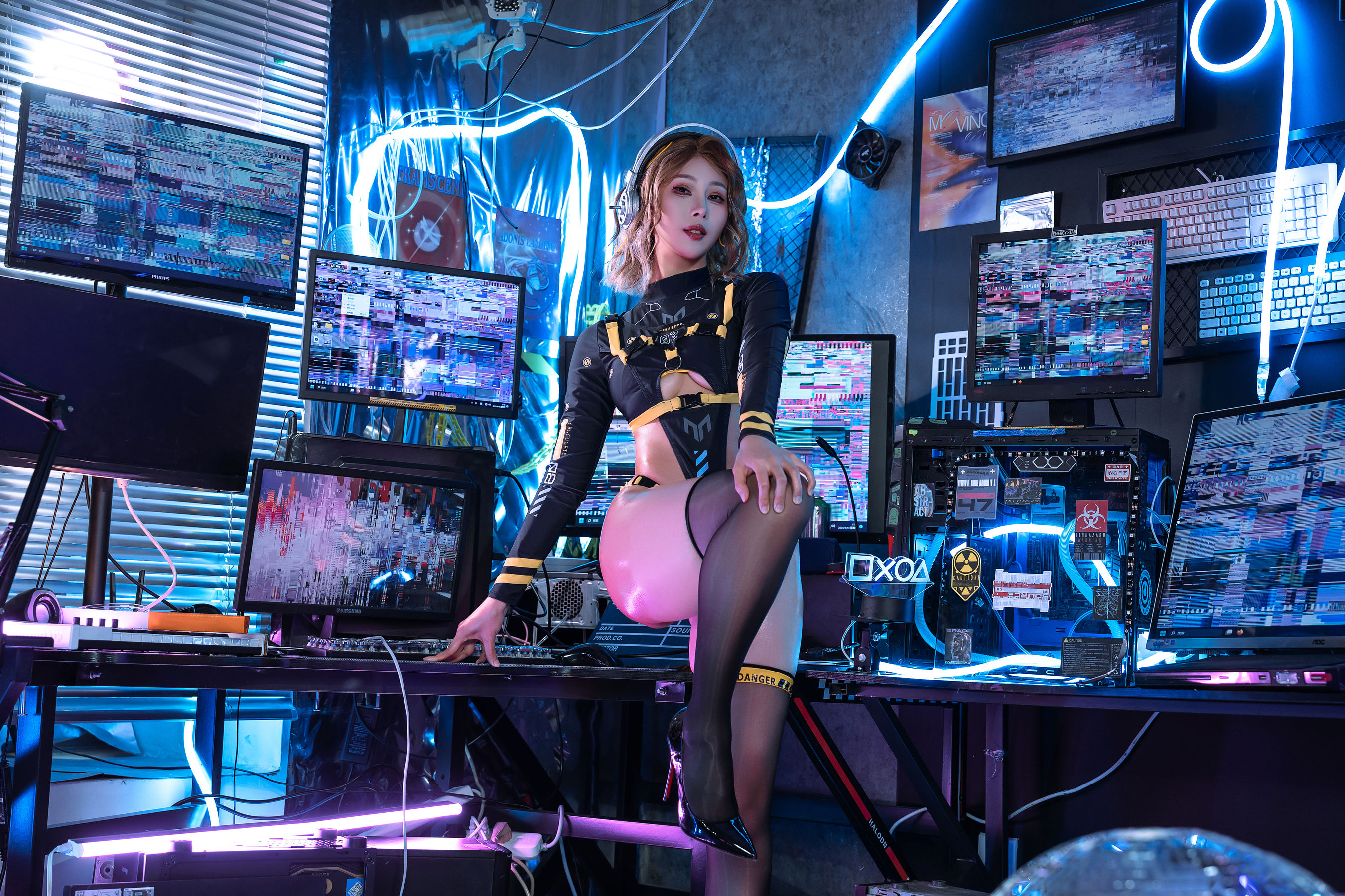 云溪溪 - 奶桃桃 骇入/(100P)