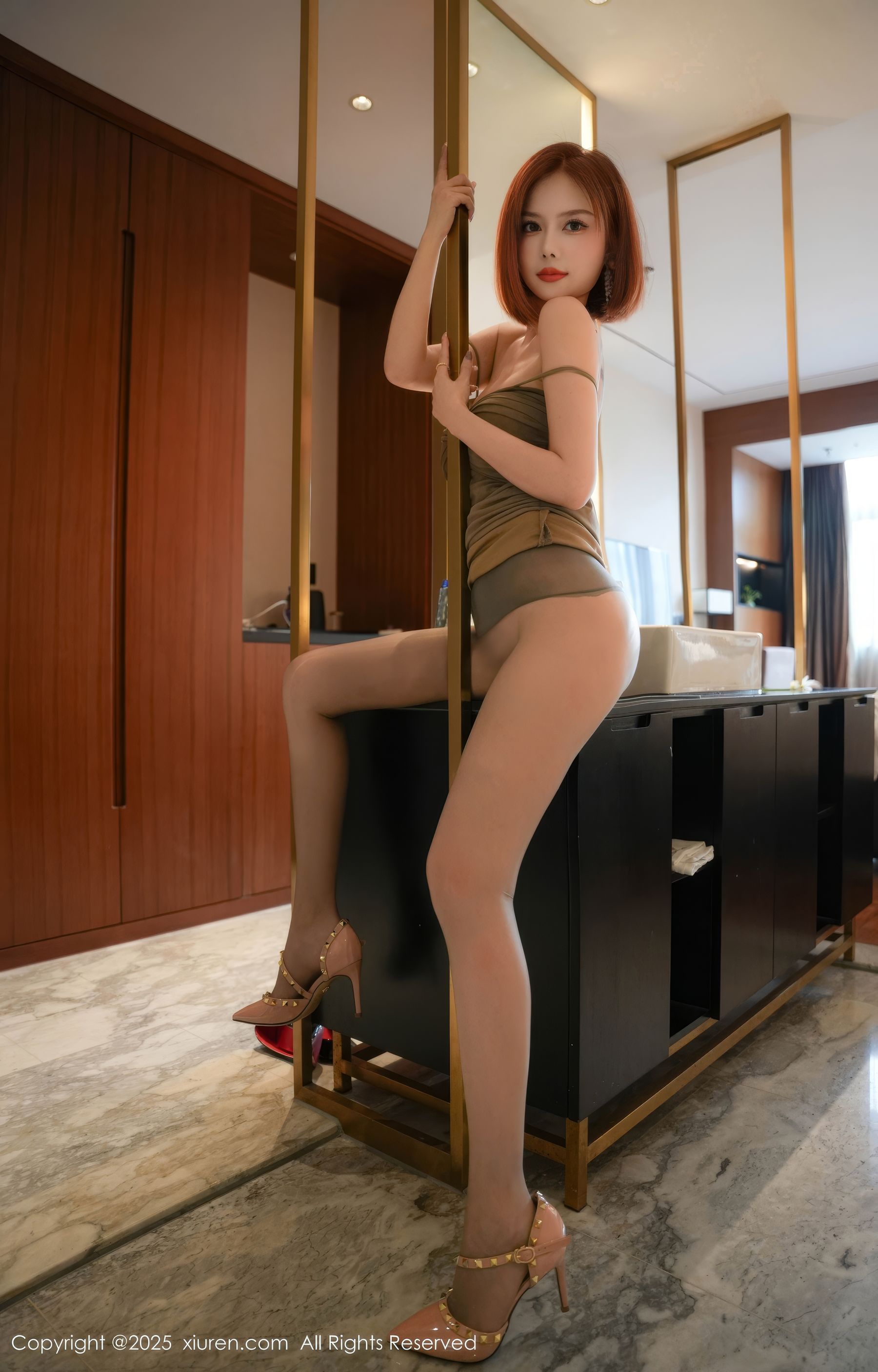 [秀人XiuRen] 2025.05.22 No.10312 白芷yy/(73P)