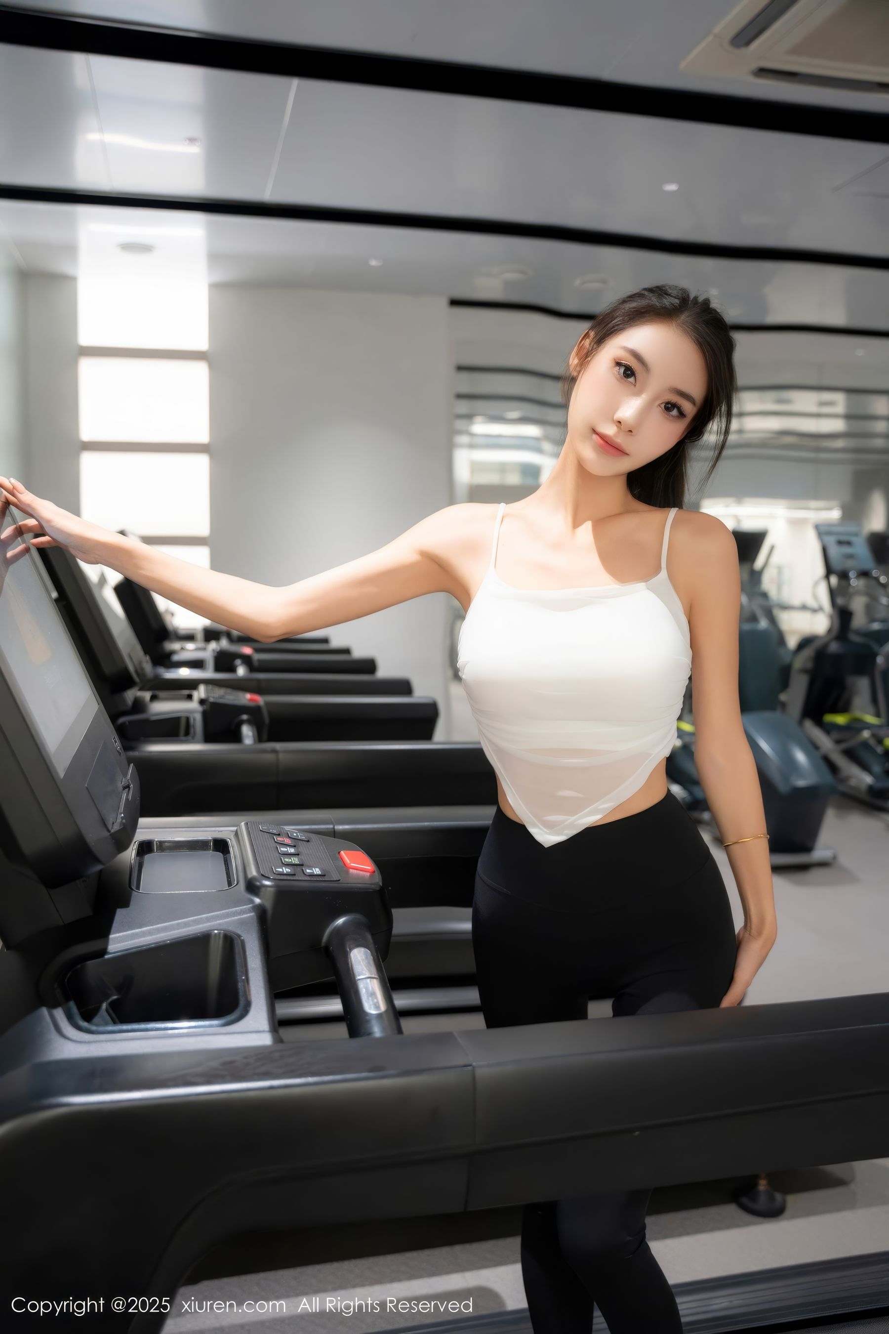 [秀人XiuRen] 2025.05.07 No.10239 lingyu69/(58P)