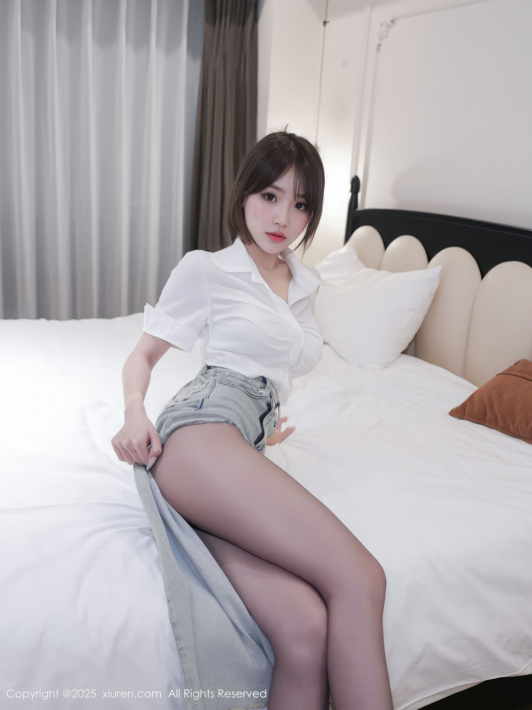 [秀人XiuRen] 2025.05.19 No.10294 汁汁/(44P)