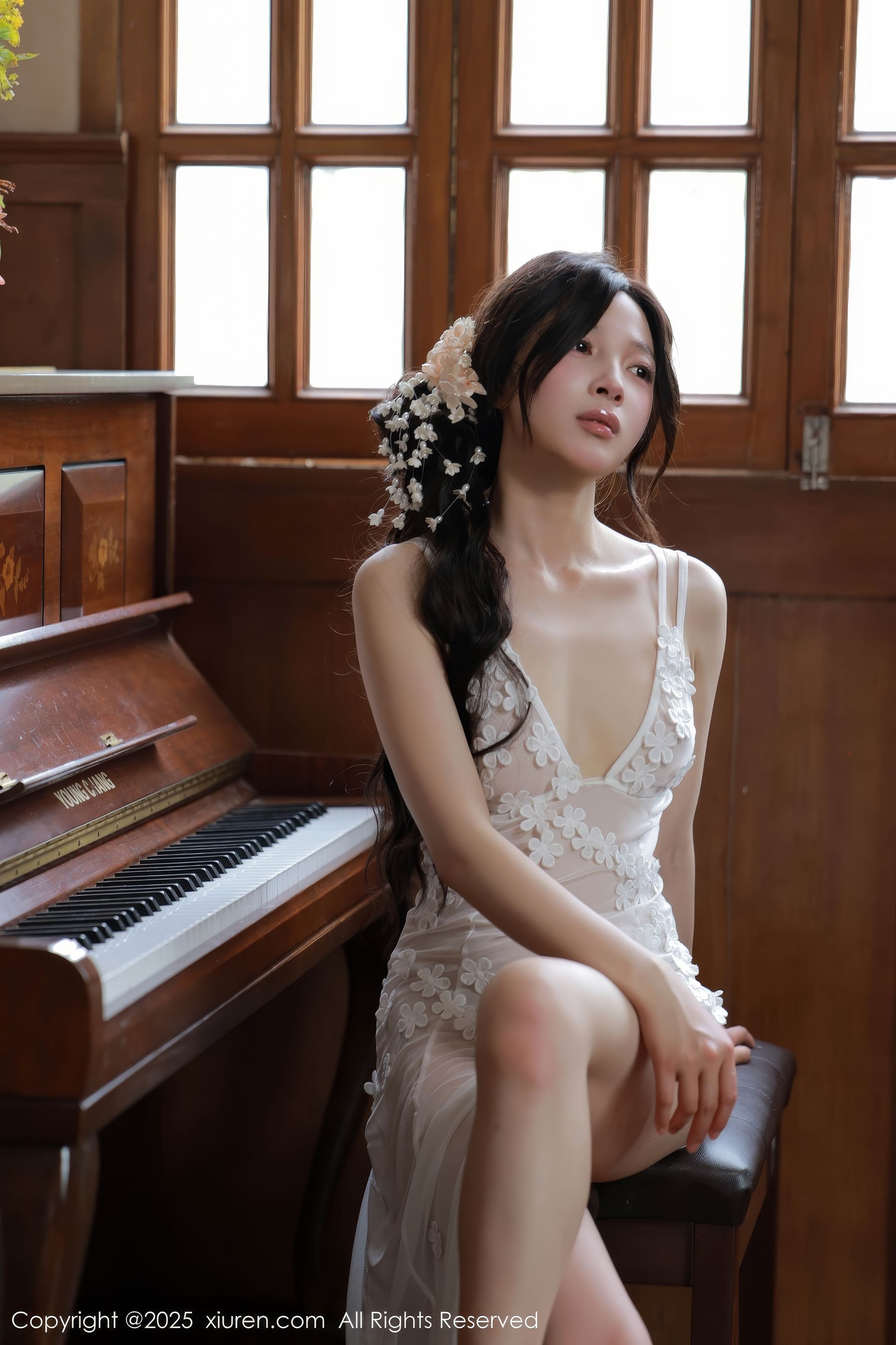 [秀人XiuRen] 2025.04.25 No.10198 橙子酱Lillian/(78P)