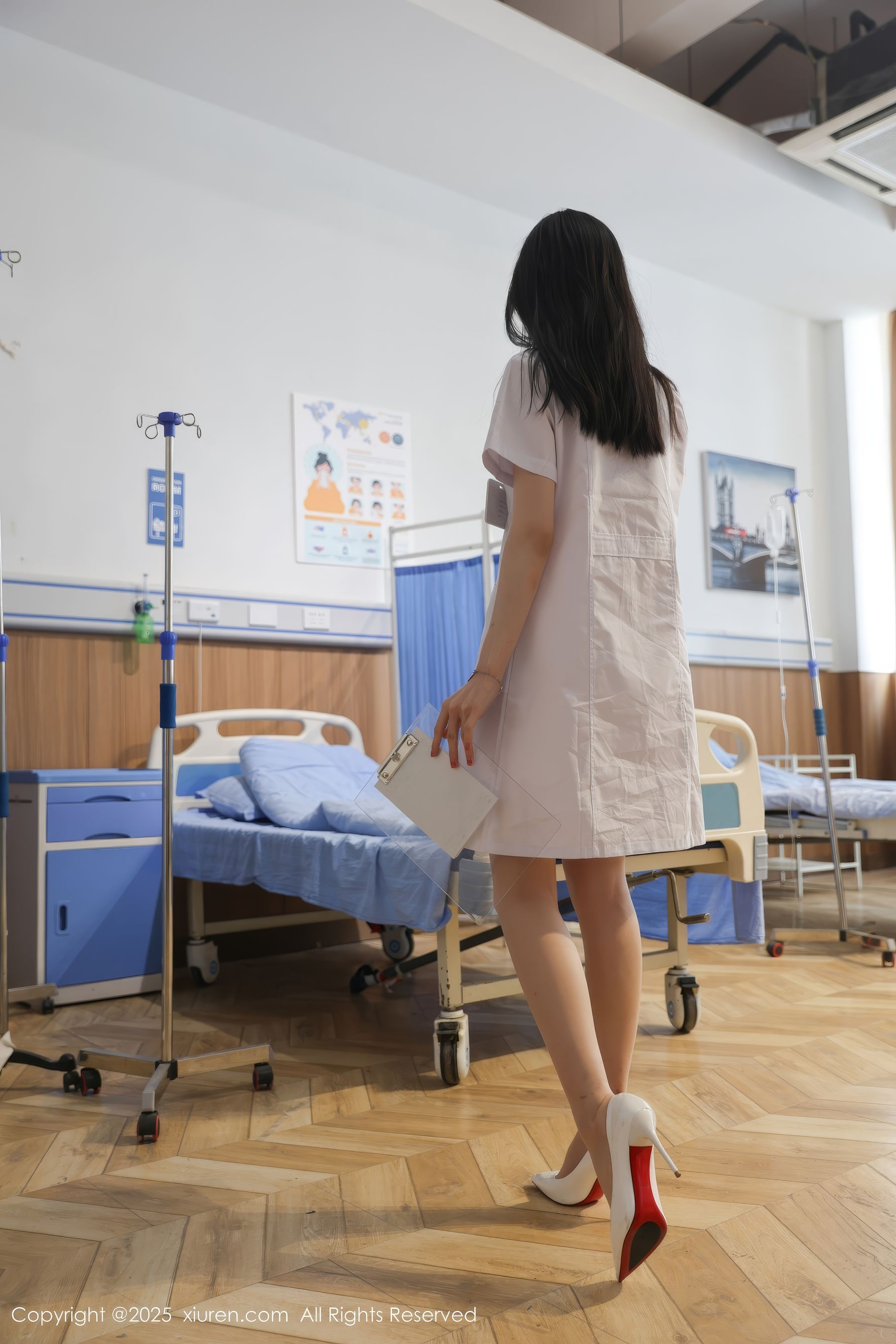 [秀人XiuRen] 2025.05.09 No.10256 布丁wow/(80P)