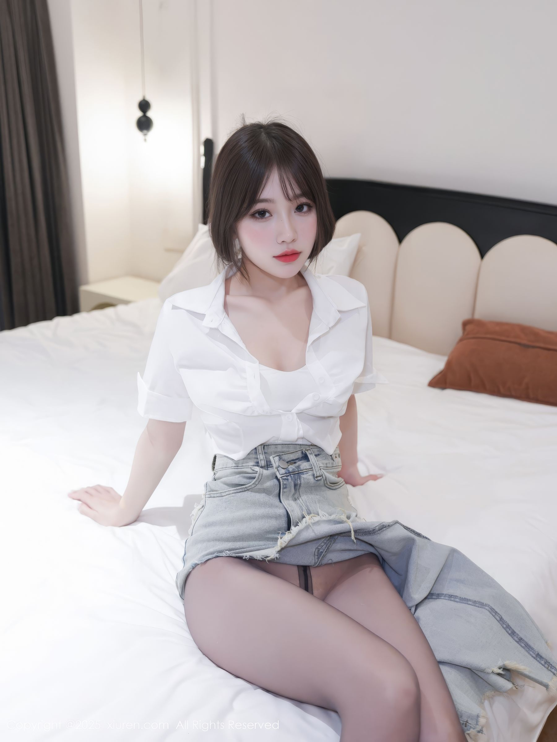 [秀人XiuRen] 2025.05.19 No.10294 汁汁/(44P)