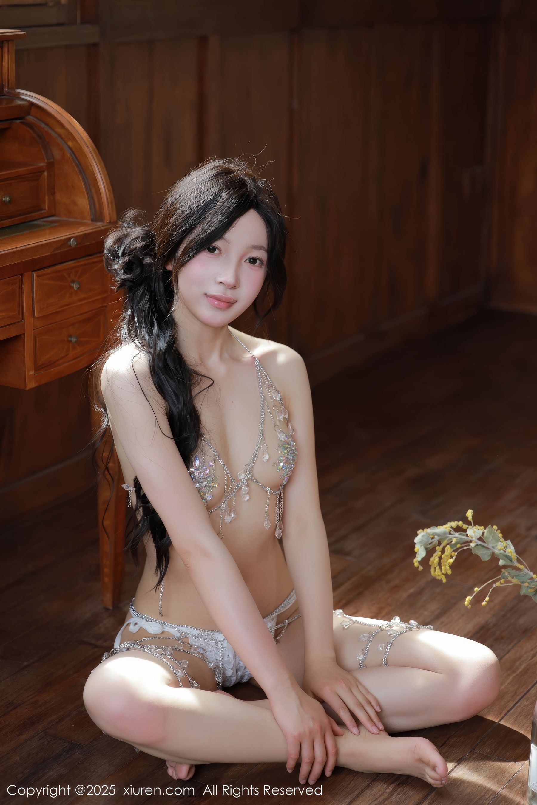 [秀人XiuRen] 2025.04.25 No.10198 橙子酱Lillian/(78P)