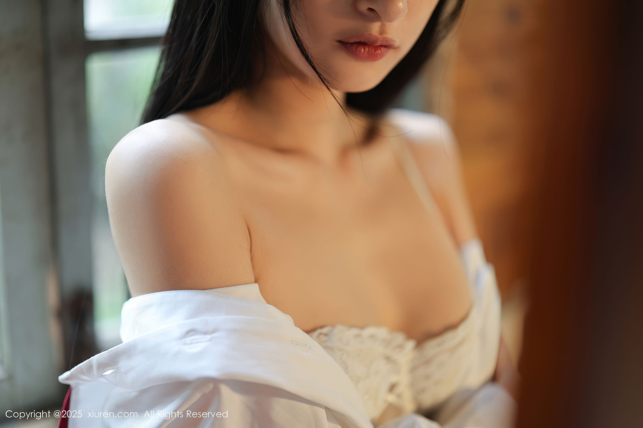 [秀人XiuRen] 2025.04.29 No.10215 茂木希子/(82P)