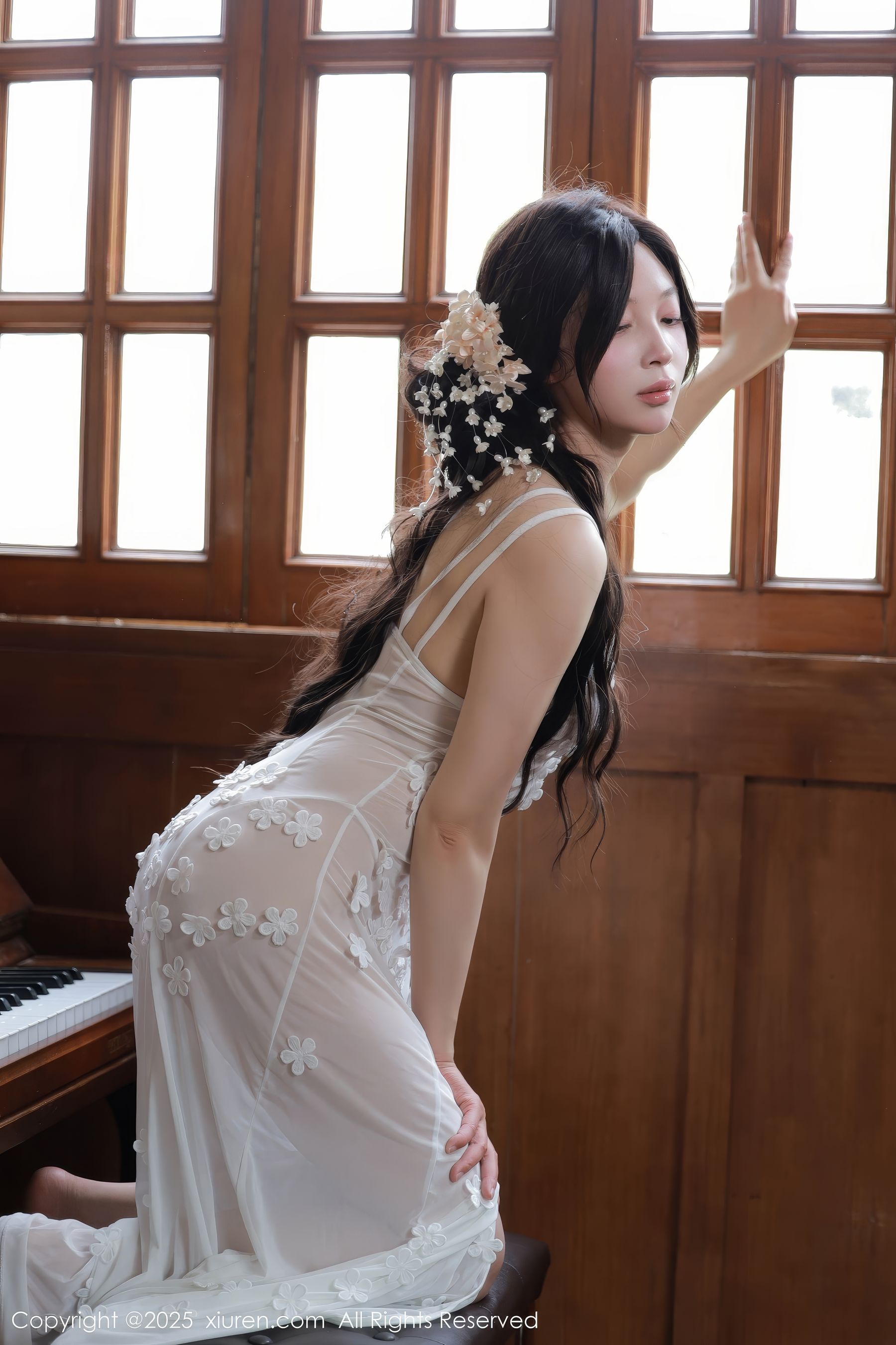 [秀人XiuRen] 2025.04.25 No.10198 橙子酱Lillian/(78P)