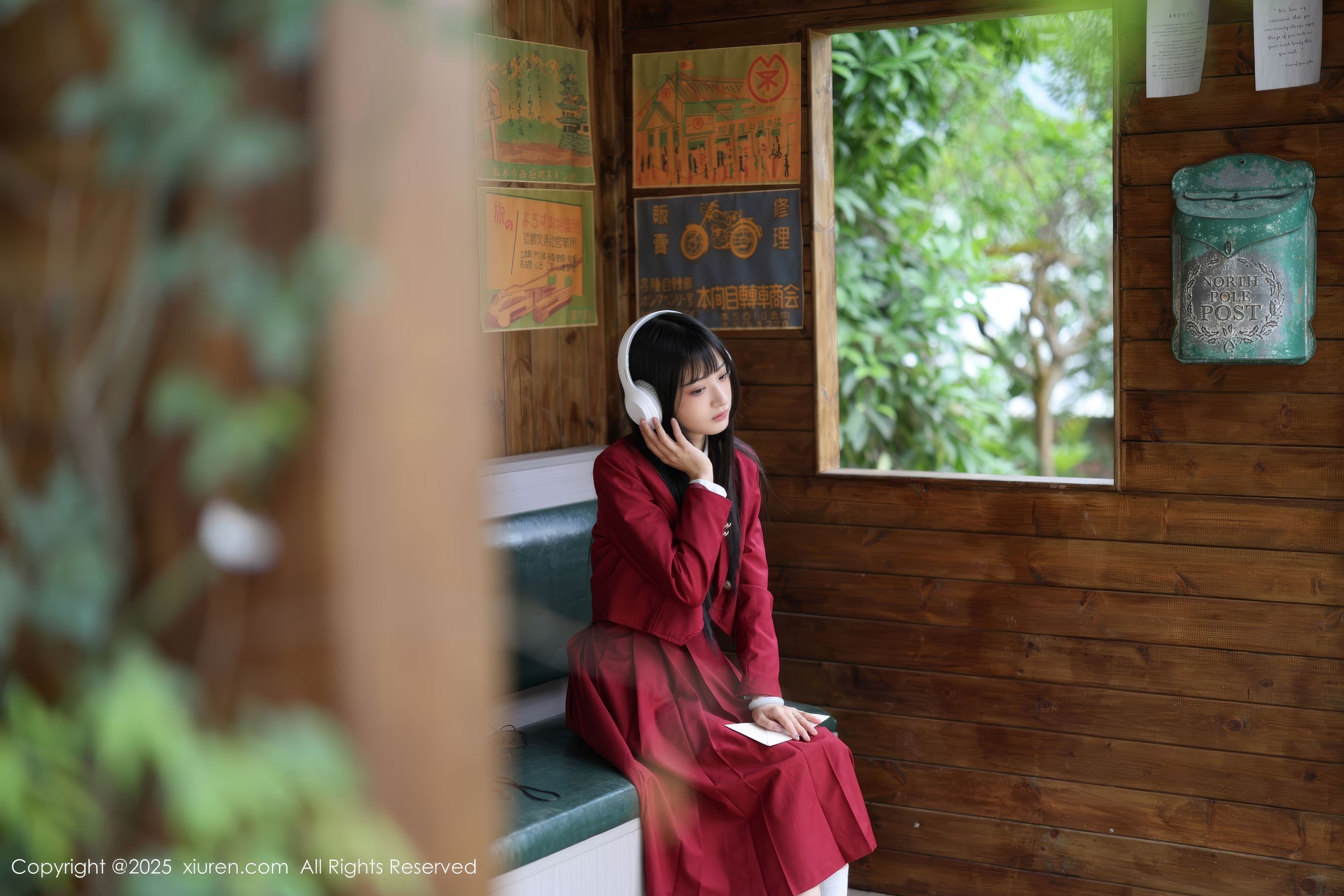 [秀人XiuRen] 2025.04.29 No.10215 茂木希子/(82P)