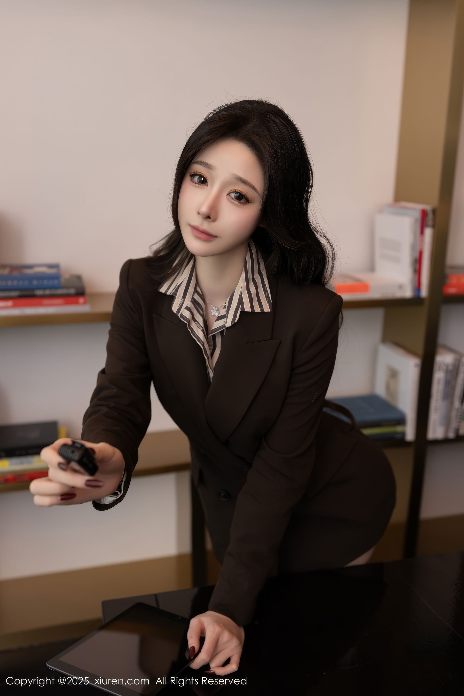 [秀人XiuRen] 2025.04.25 No.10202 小逗逗/(80P)