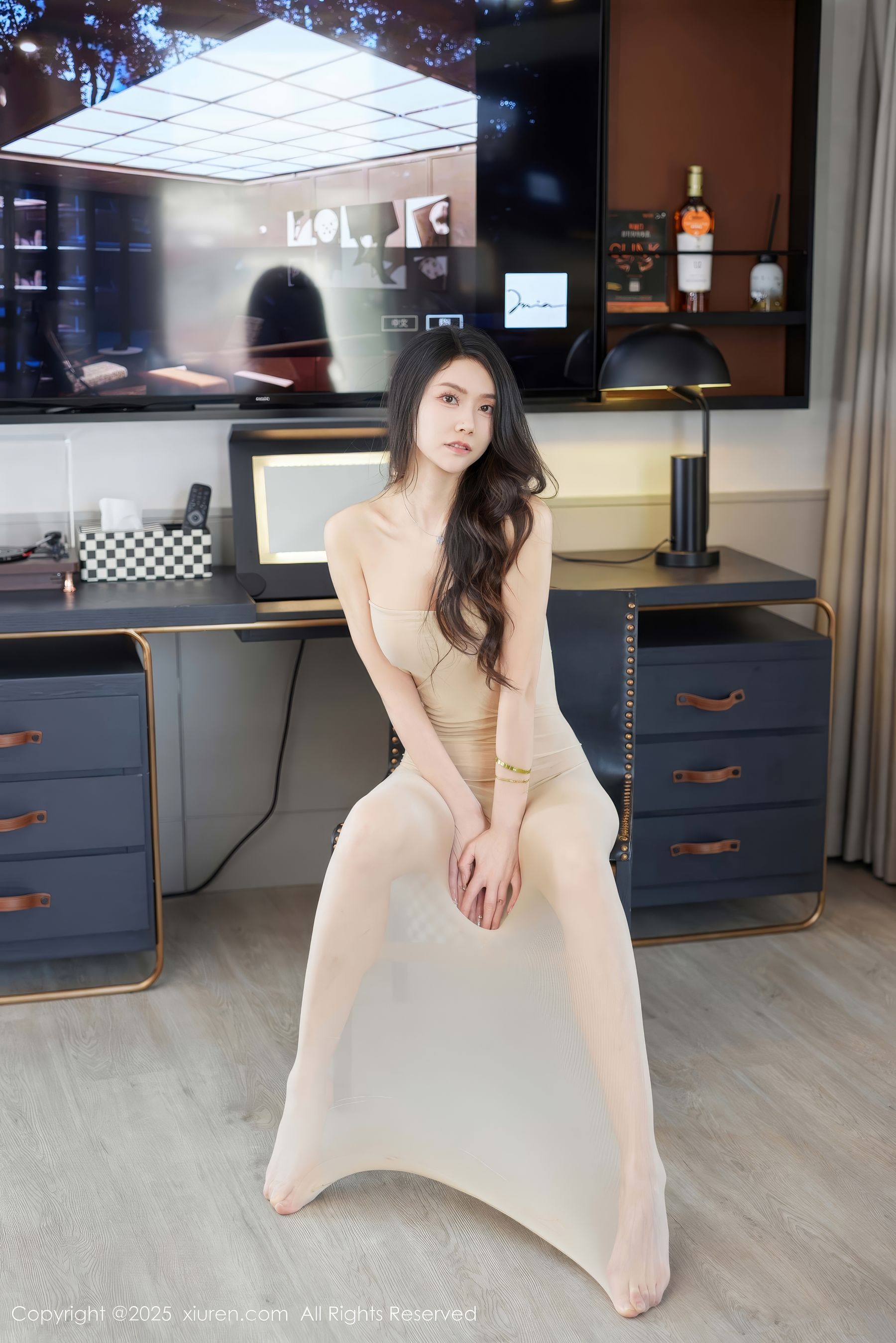 [秀人XiuRen] 2025.04.21 No.10175 方子萱/(63P)