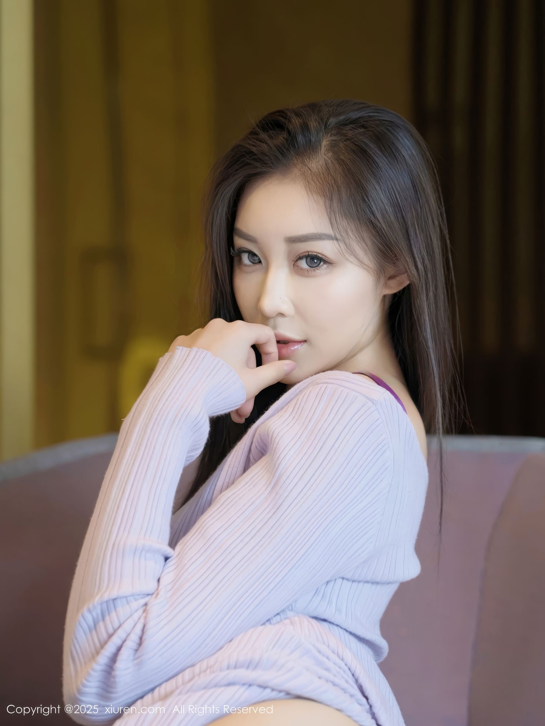 [秀人XiuRen] 2025.04.15 No.10151 兰滢滢/(56P)