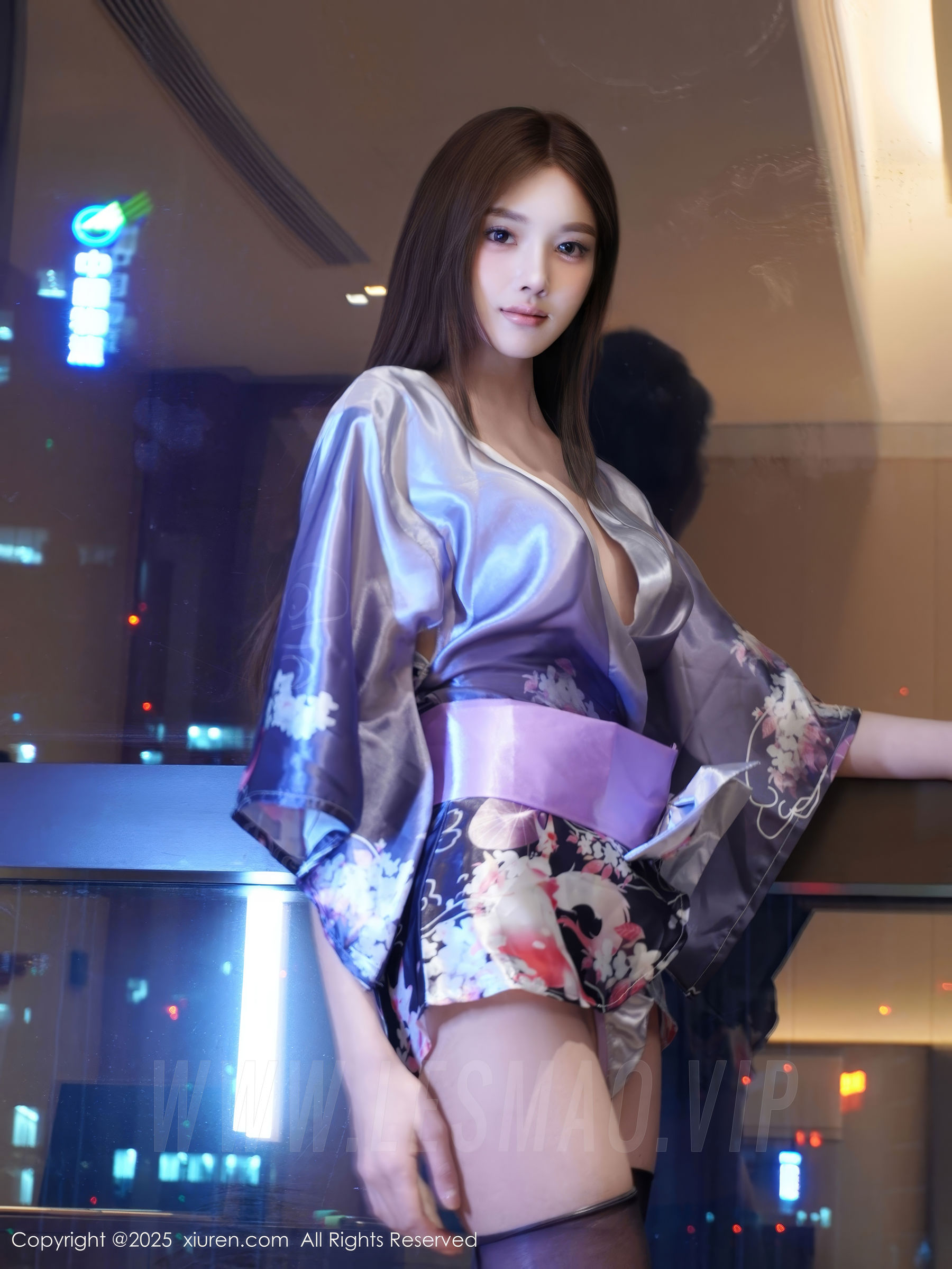 [秀人XiuRen] 2025.04.15 No.10153 杨幂幂/(44P)