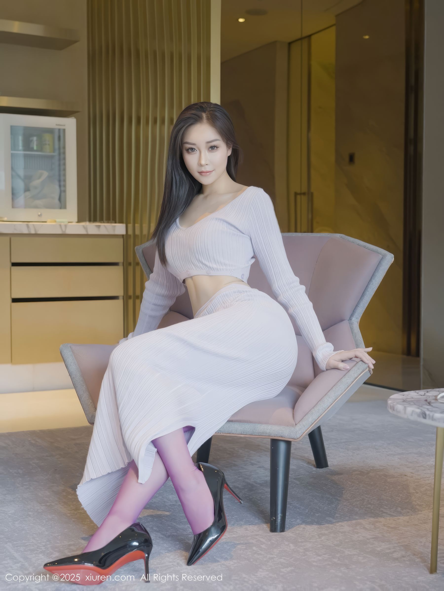 [秀人XiuRen] 2025.04.15 No.10151 兰滢滢/(56P)