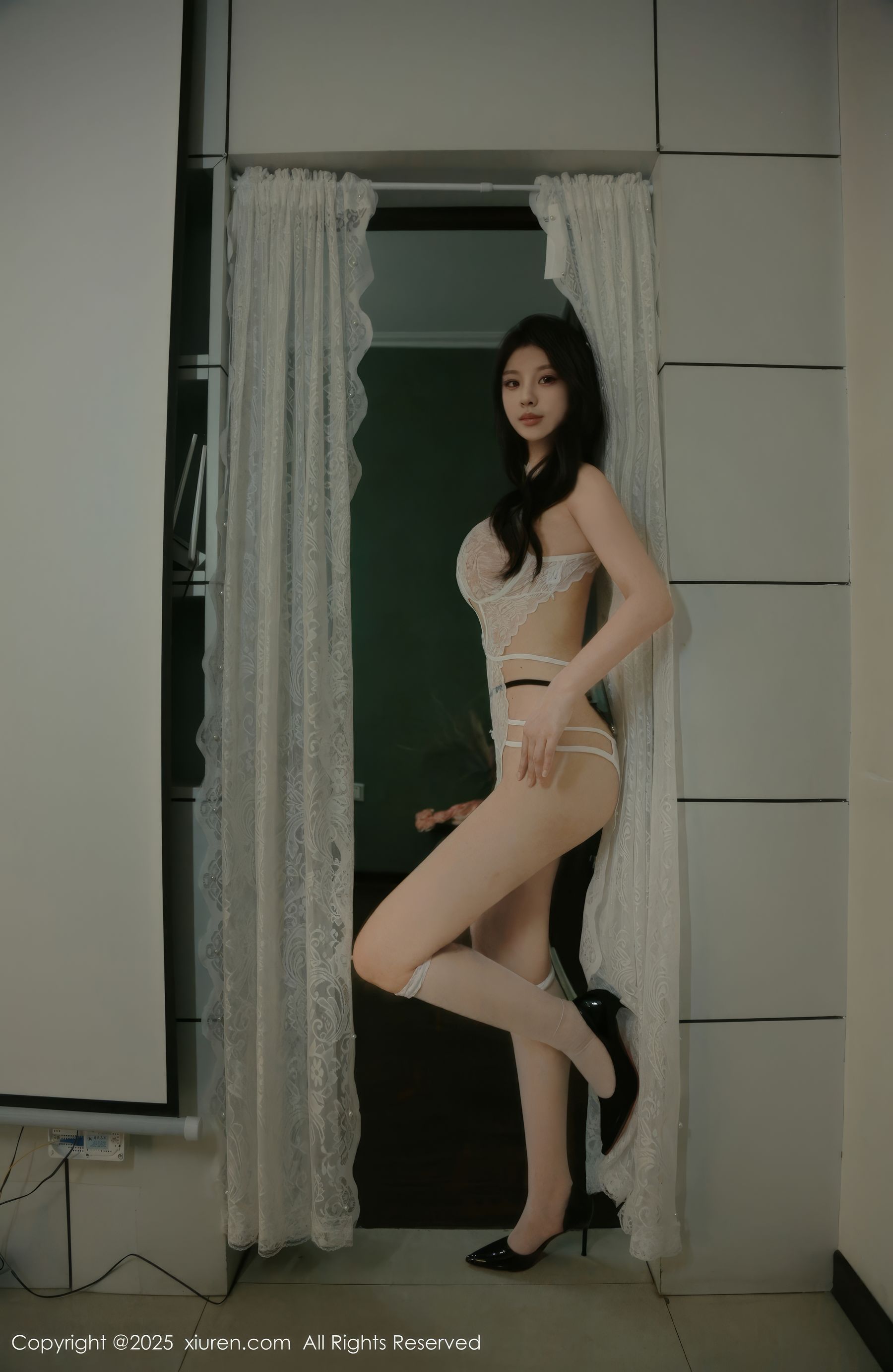 [秀人XiuRen] 2025.04.11 No.10137 小芭乐/(64P)