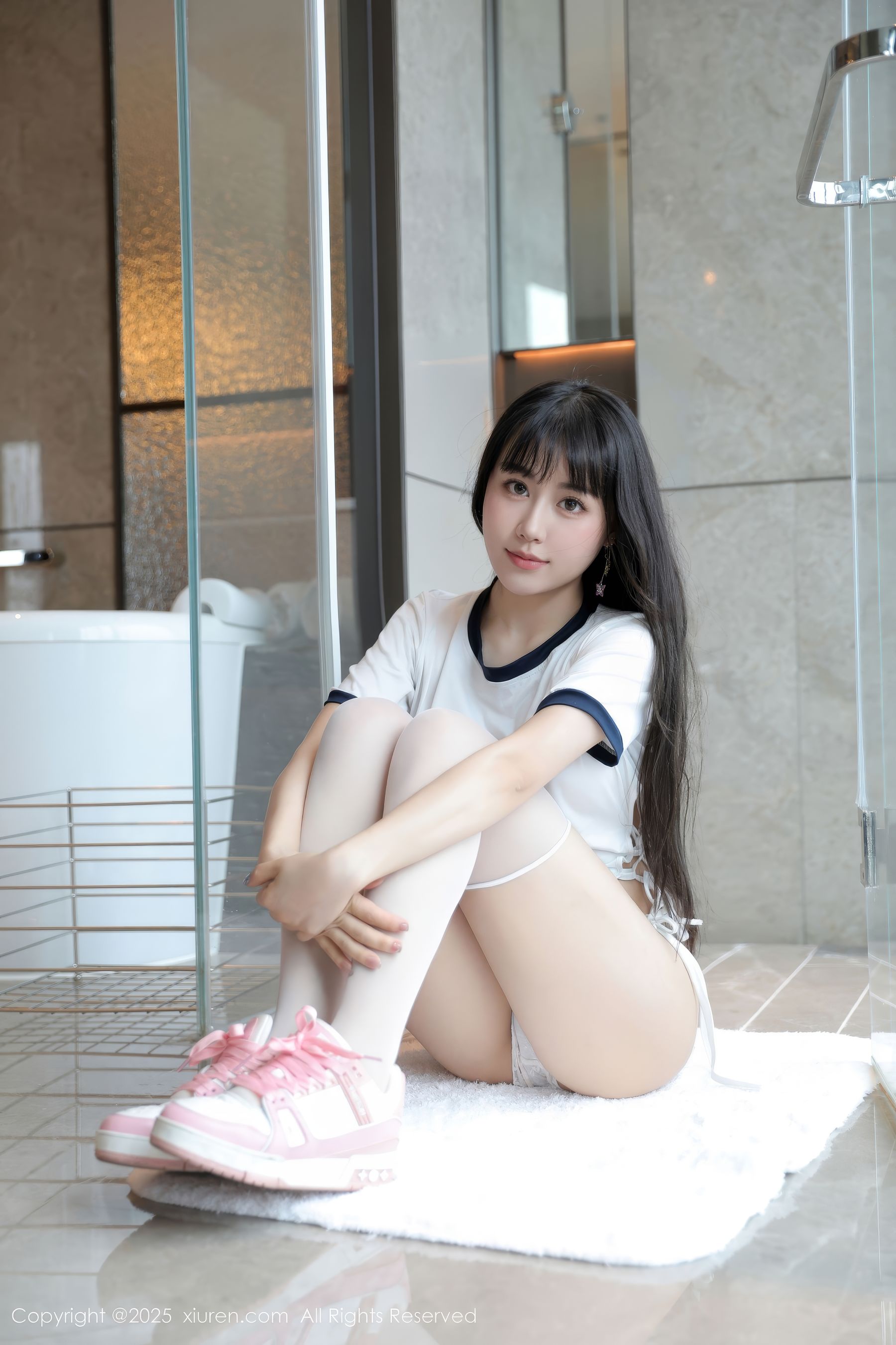 [秀人XiuRen] 2025.04.23 No.10184 量子玫瑰/(85P)