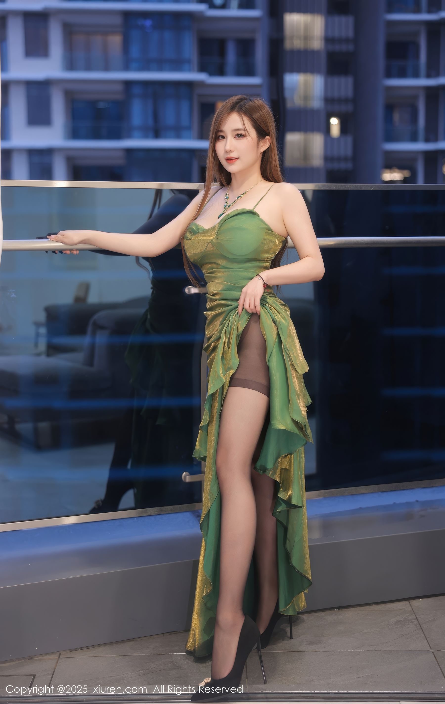 [秀人XiuRen] 2025.04.18 No.10169 小肉肉咪/(78P)