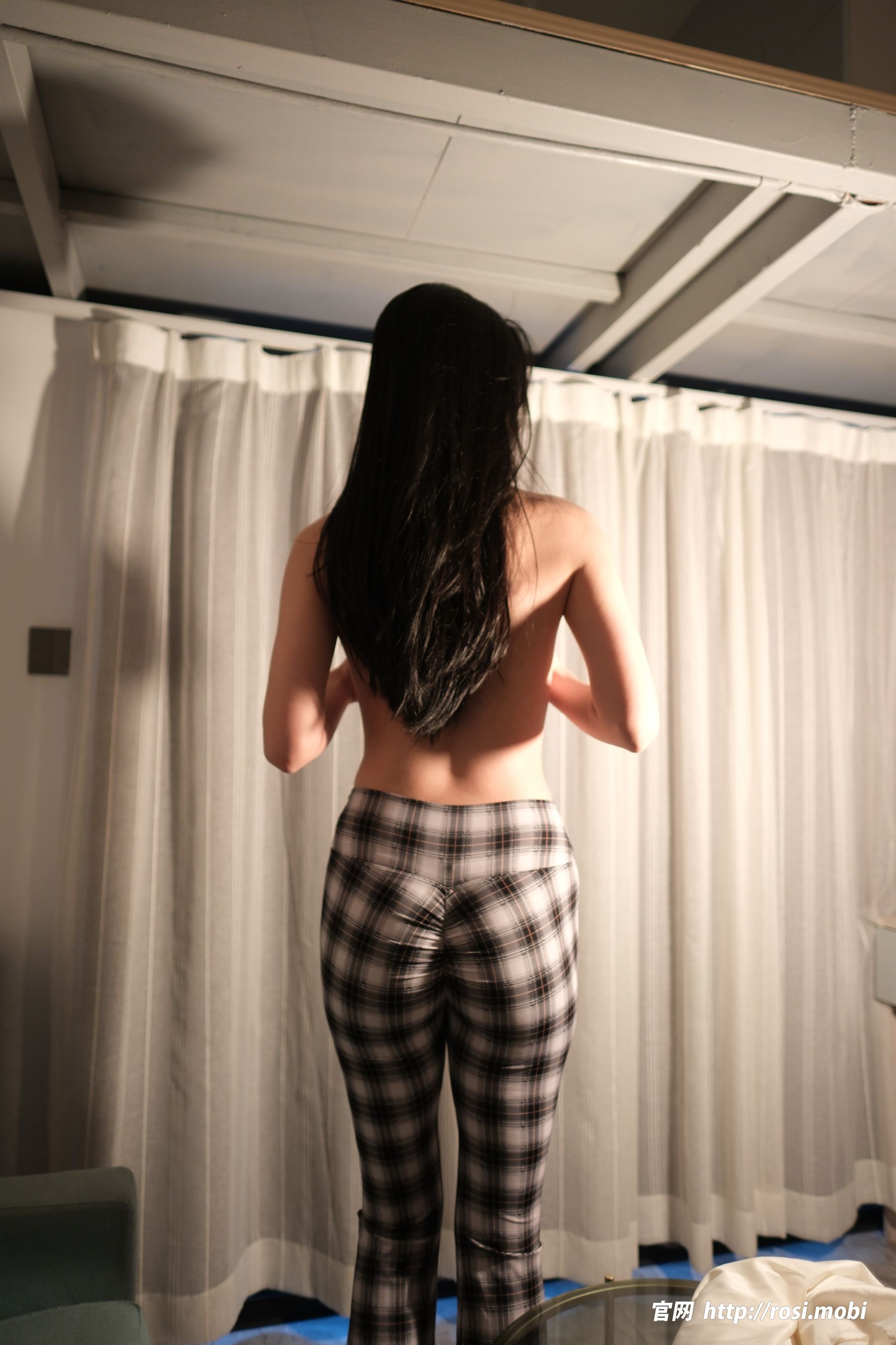 [ROSI写真] 2025.06.26 NO.4952/(98P)