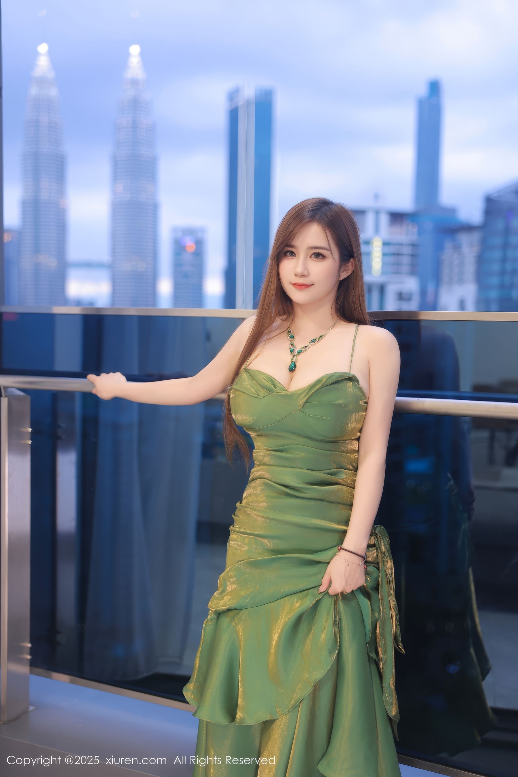 [秀人XiuRen] 2025.04.18 No.10169 小肉肉咪/(78P)