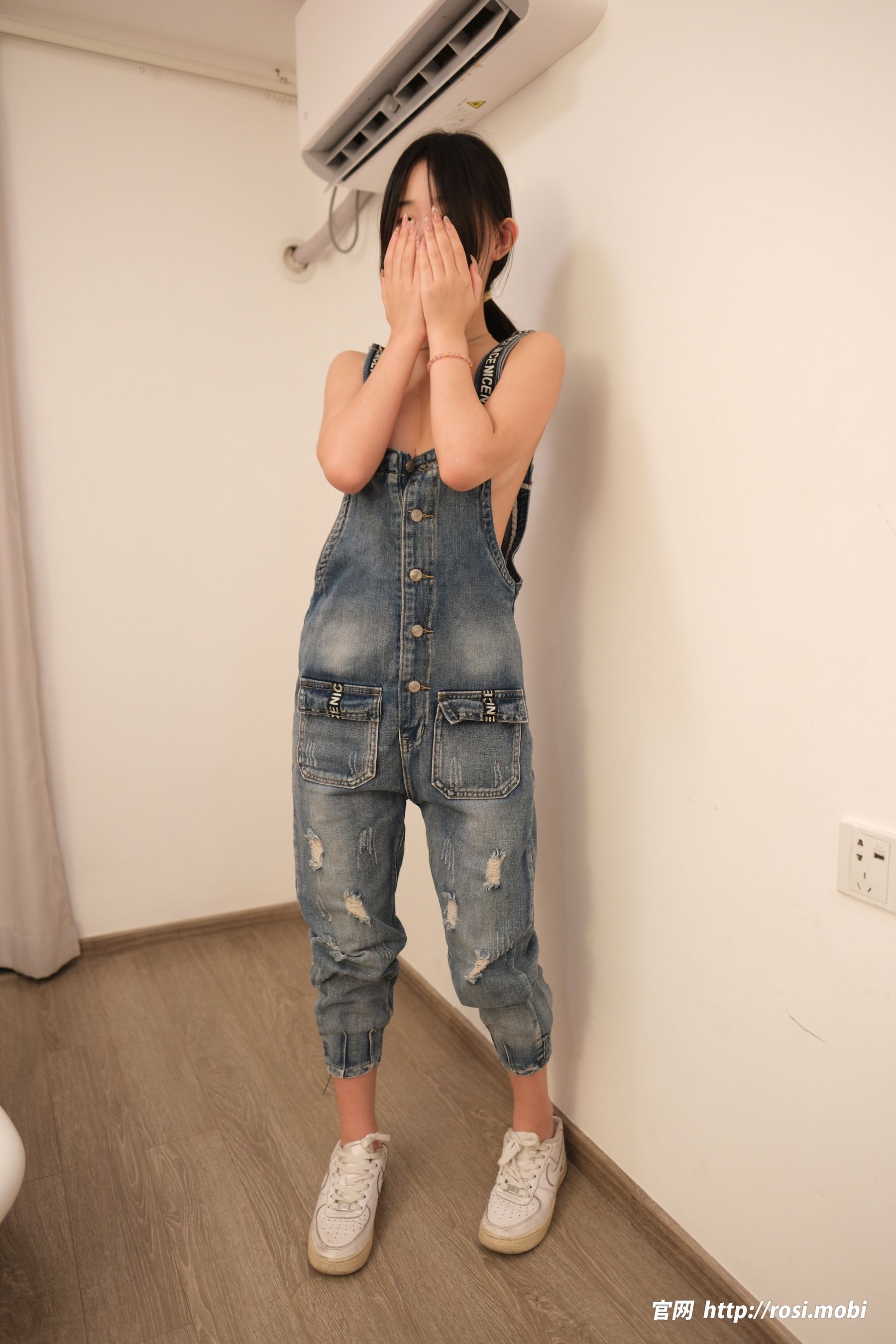 [ROSI写真] 2025.05.30 NO.4925/(80P)