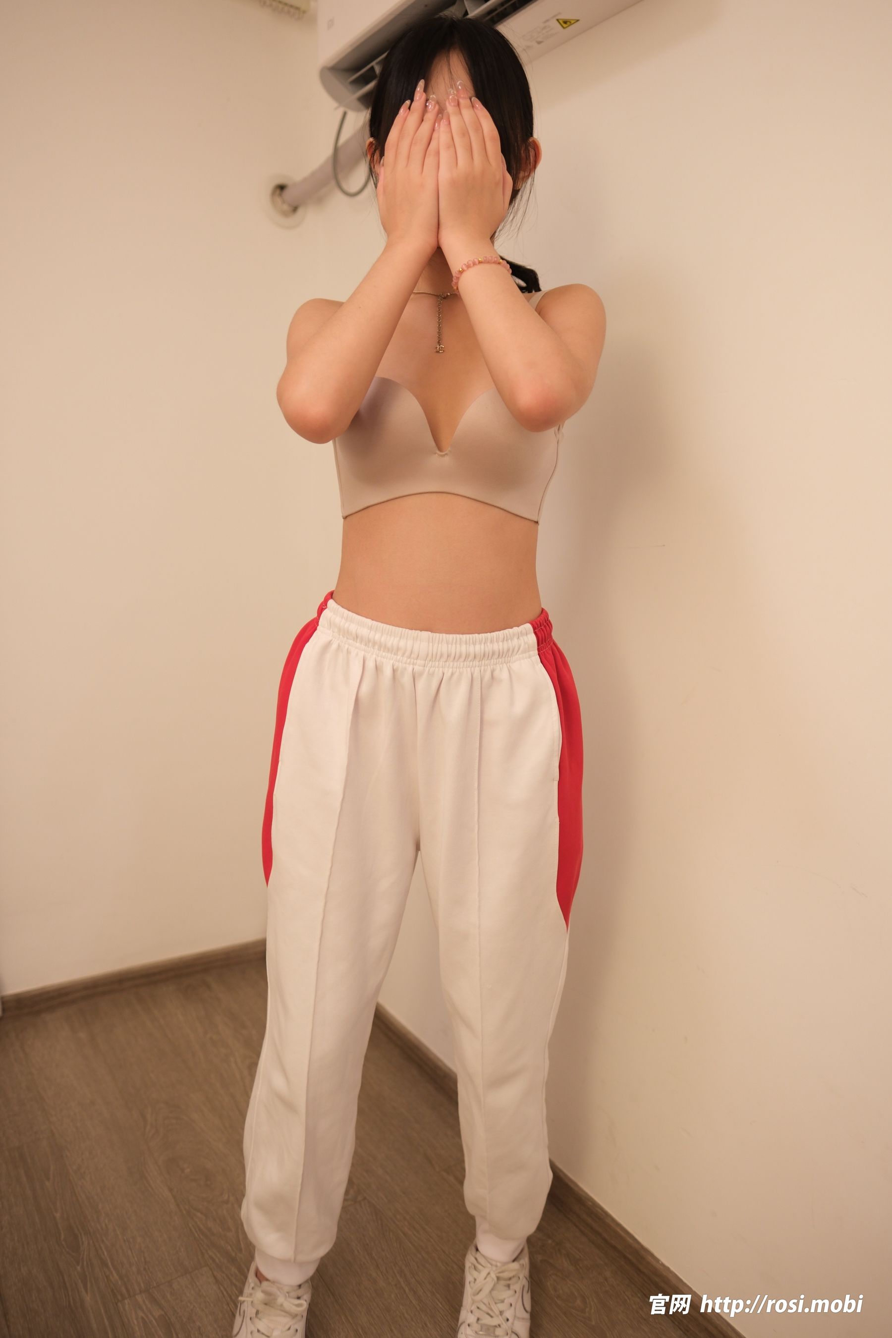 [ROSI写真] 2025.06.04 NO.4930/(81P)